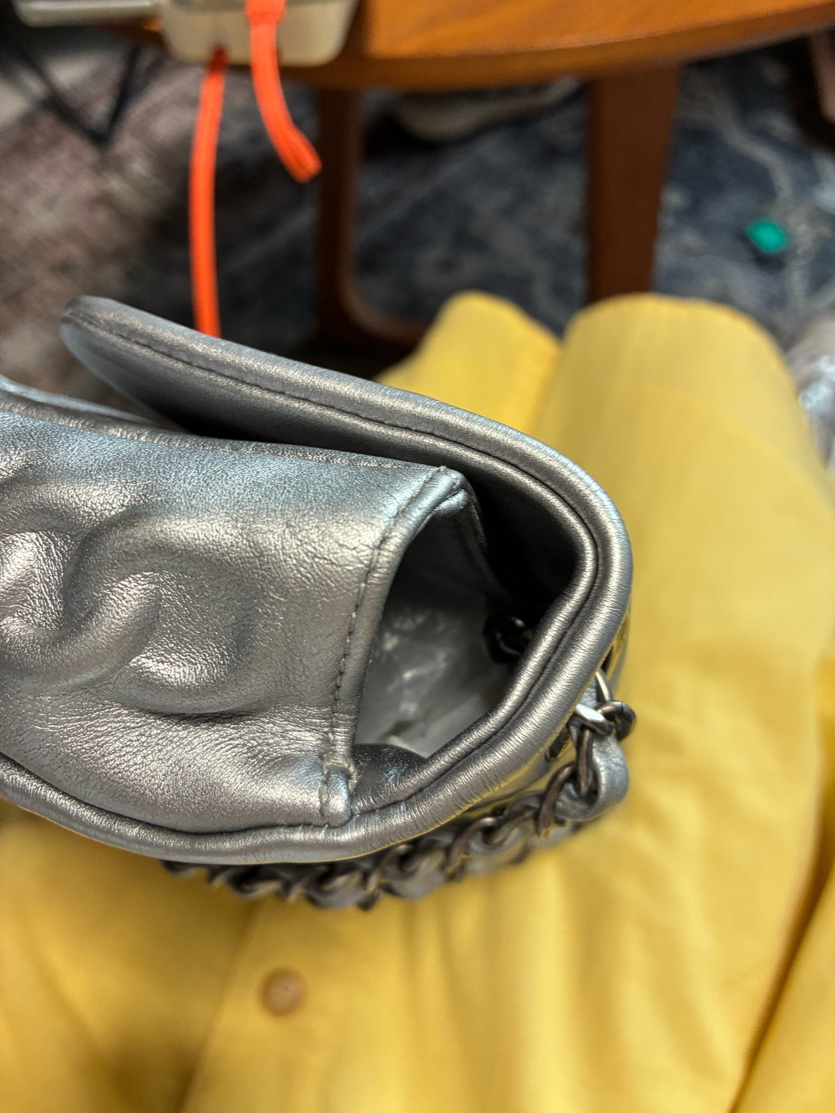 Chanel - Classic Flap Medium - Leather - Silver - (medium)