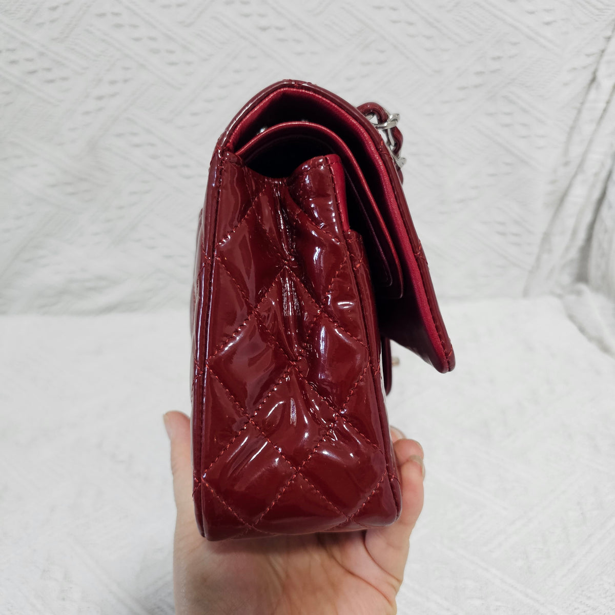 Chanel - Classic Flap Medium - Patent leather - Burgundy - (medium)
