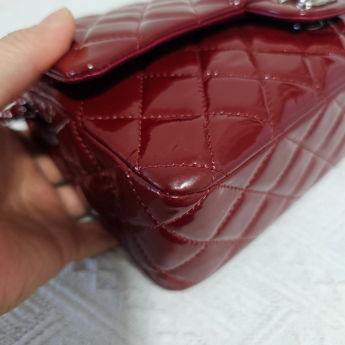 Chanel - Classic Flap Medium - Patent leather - Burgundy - (medium)