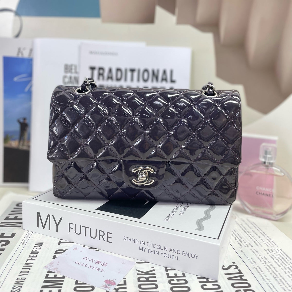 Chanel - Classic Flap Medium - Patent leather - Purple - (Medium)