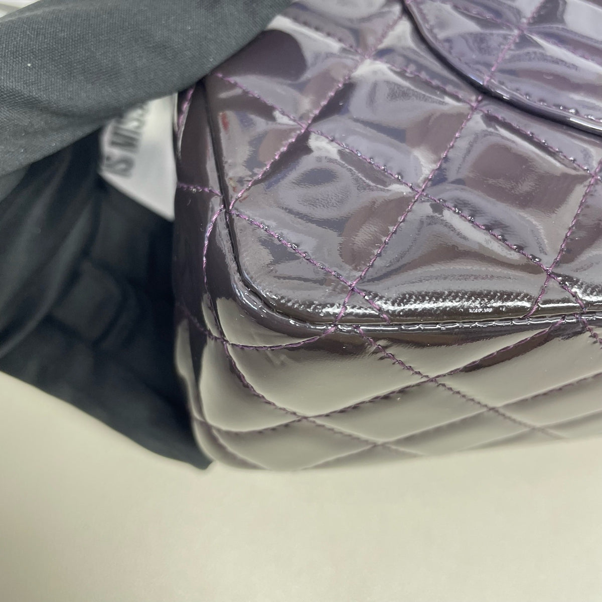 Chanel - Classic Flap Medium - Patent leather - Purple - (Medium)