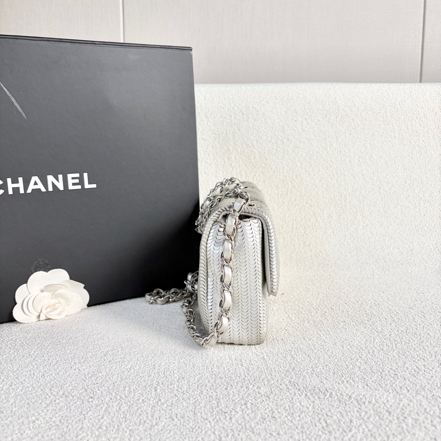 Chanel - Classic Flap Mini - Cowhide leather - Silver - (mini)