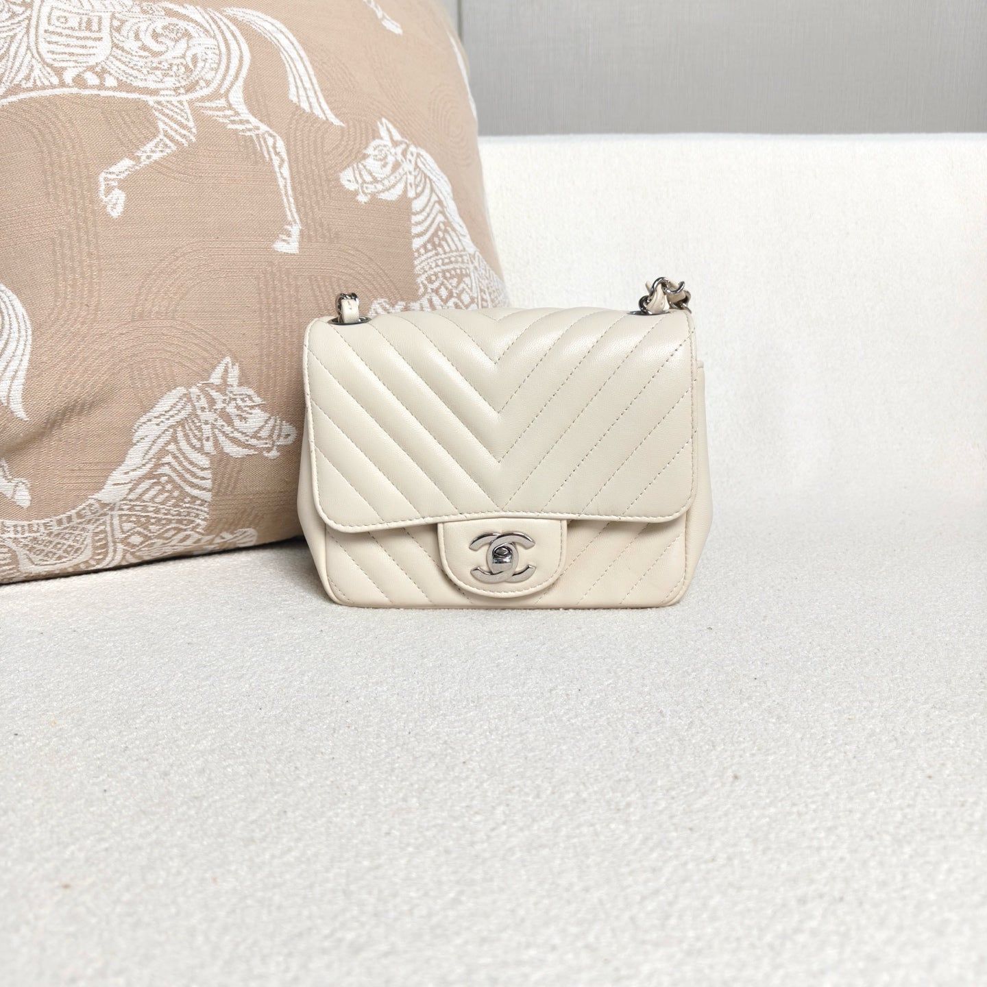 Chanel - Classic Flap Mini - Lambskin leather - Beige - (mini)