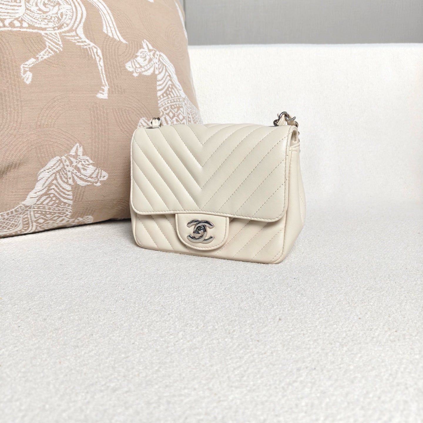 Chanel - Classic Flap Mini - Lambskin leather - Beige - (mini)