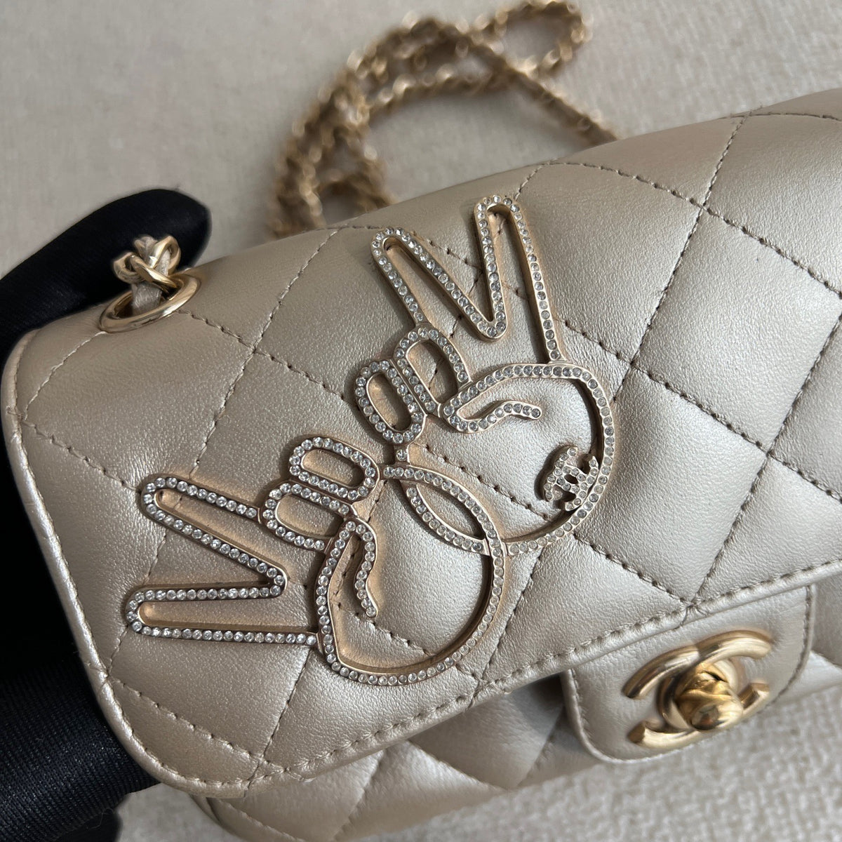 Chanel - Classic Flap Mini - Leather - Gold - (mini)