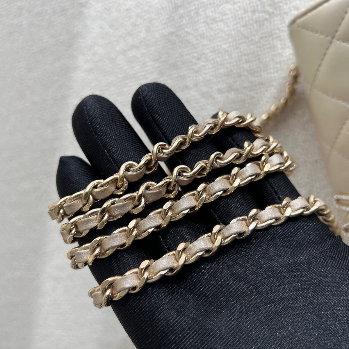 Chanel - Classic Flap Mini - Leather - Gold - (mini)