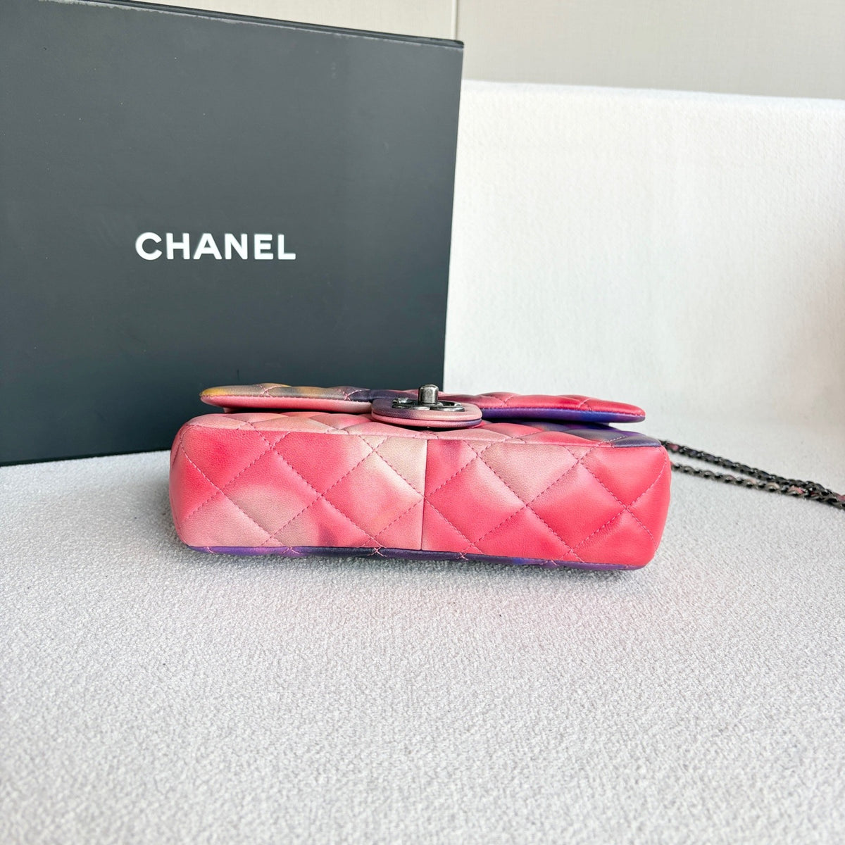 Chanel - Classic Flap Mini - Leather - Multicolour - (mini)