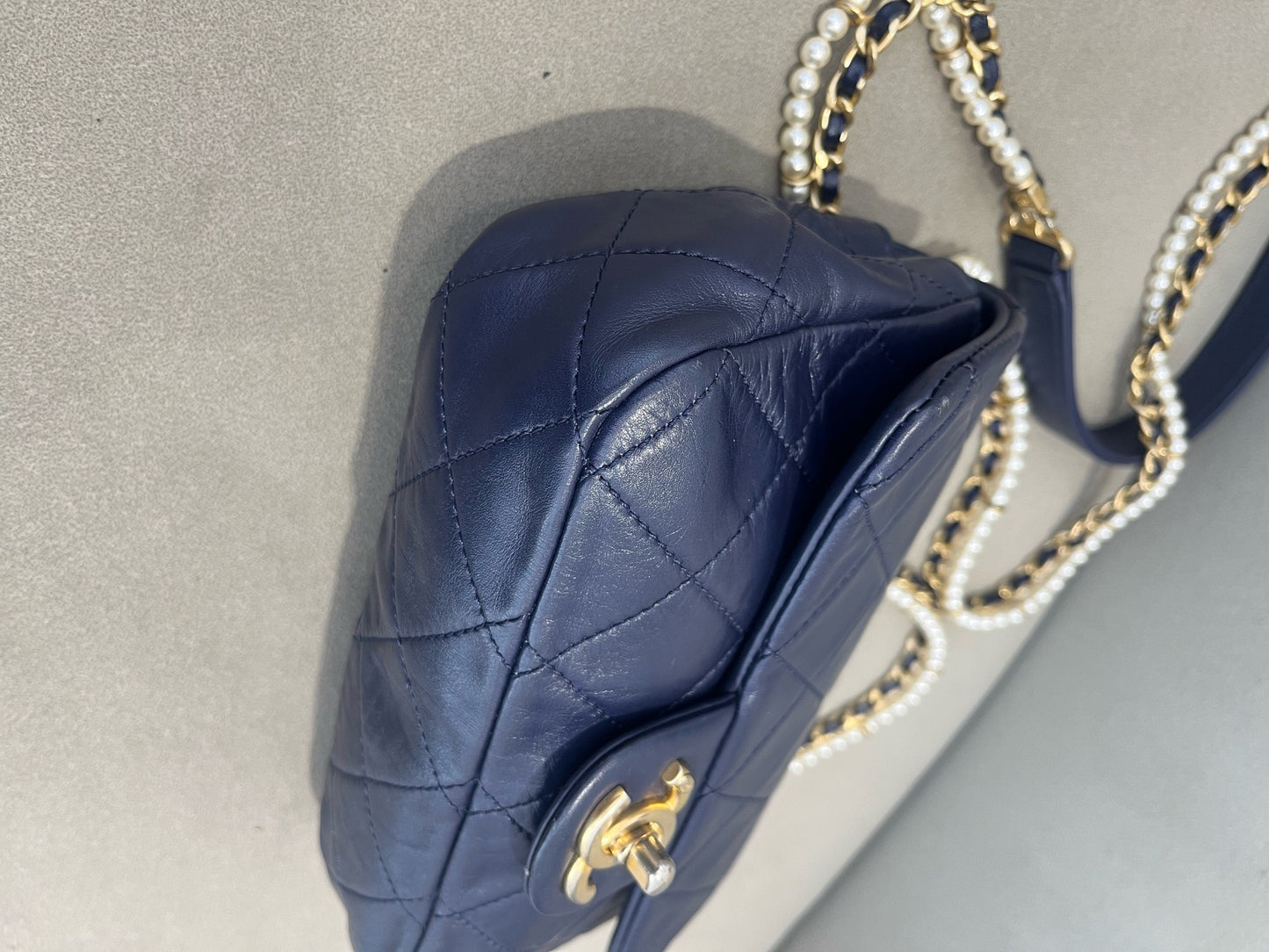 Chanel - Classic Flap Mini - Leather - Navy - (mini)
