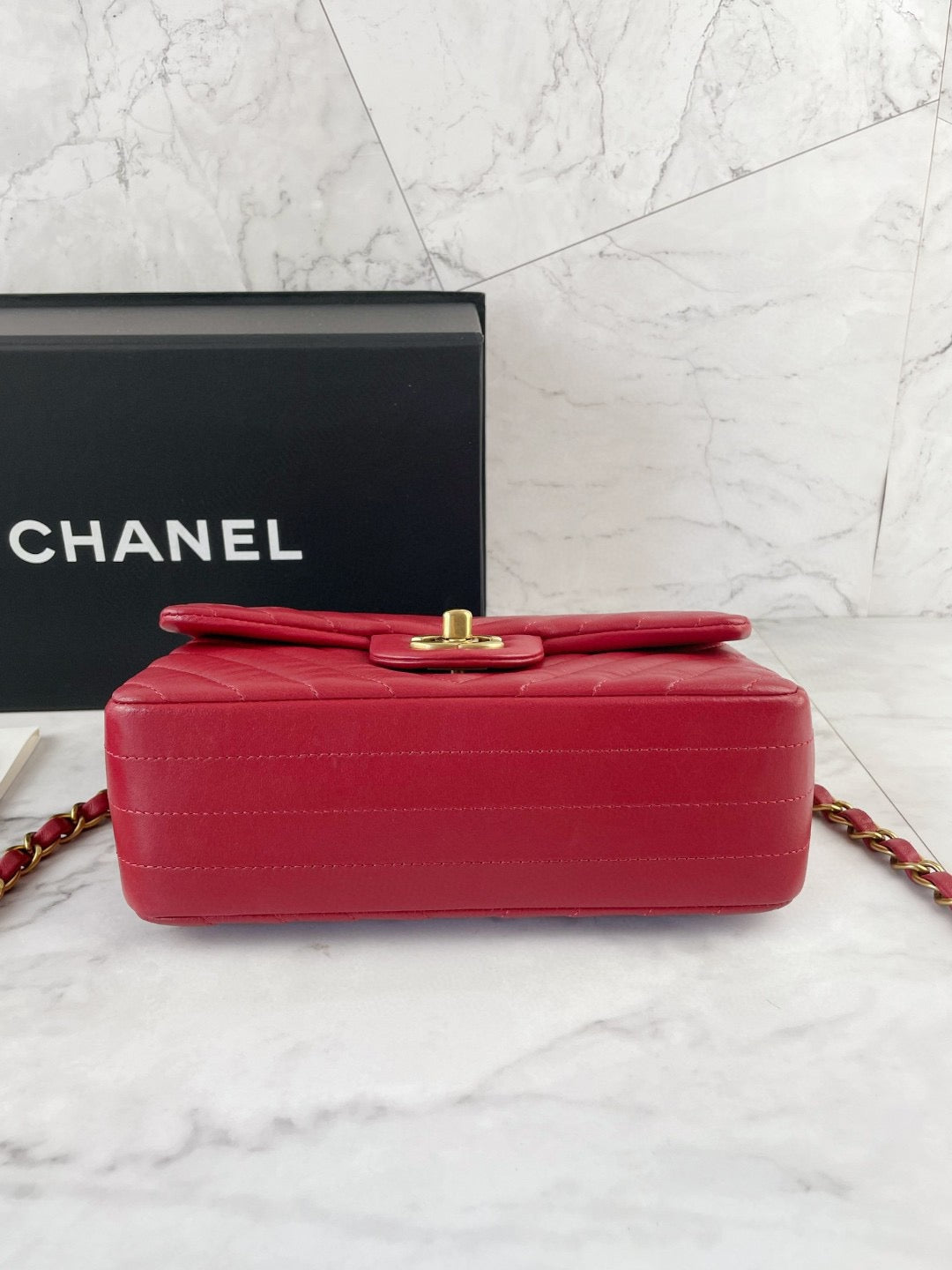 Chanel - Classic Flap Mini - Leather - Red - (mini)