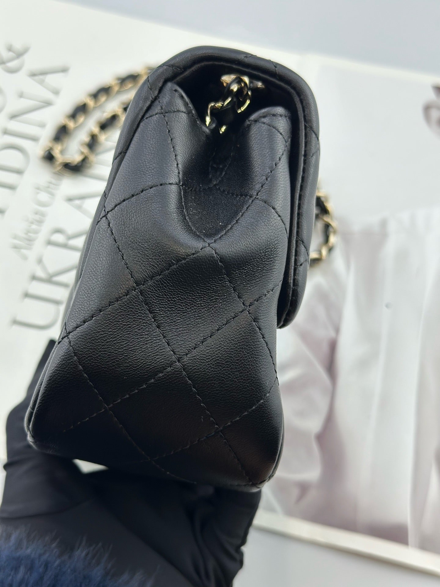 Chanel - Classic Flap Mini (Rectangular) - Lambskin leather - Black - (mini)