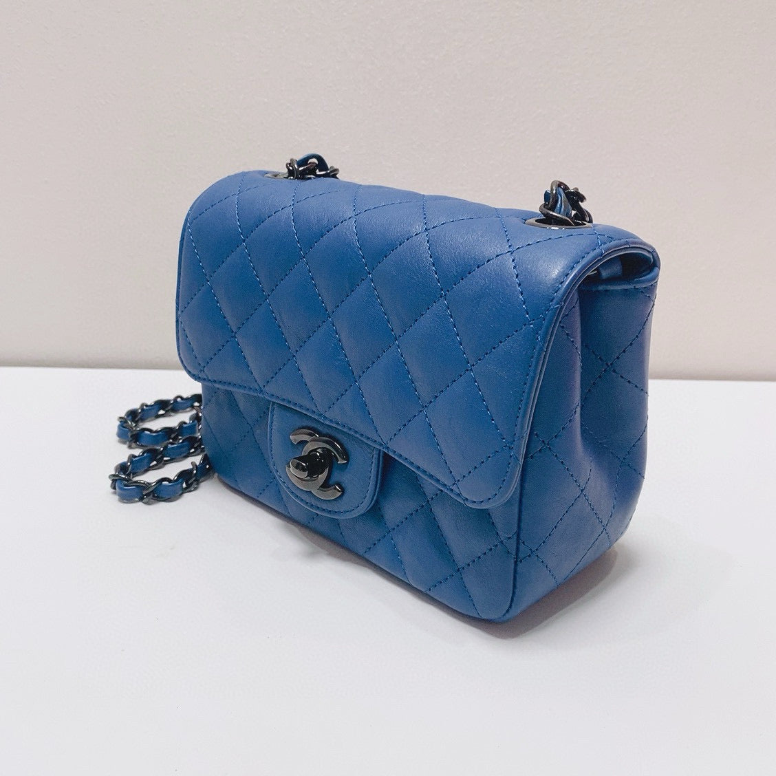 Chanel - Classic Flap Mini (Rectangular) - Lambskin leather - Blue - (mini)