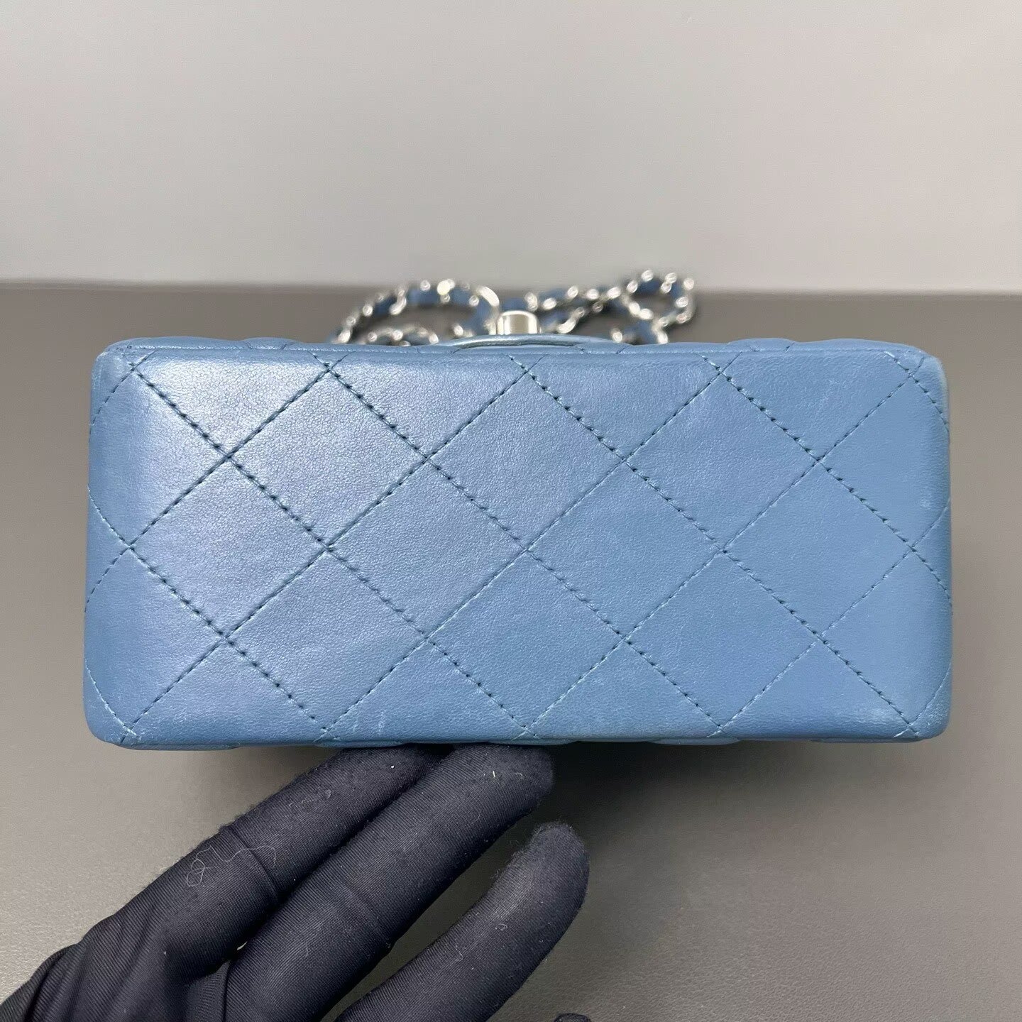 Chanel - Classic Flap Mini (Rectangular) - Lambskin leather - Blue - (mini)