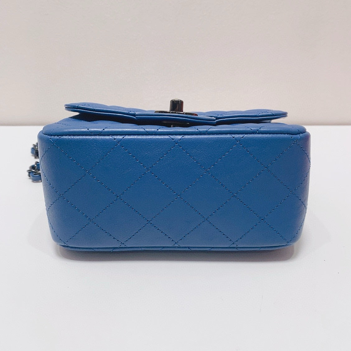 Chanel - Classic Flap Mini (Rectangular) - Lambskin leather - Blue - (mini)