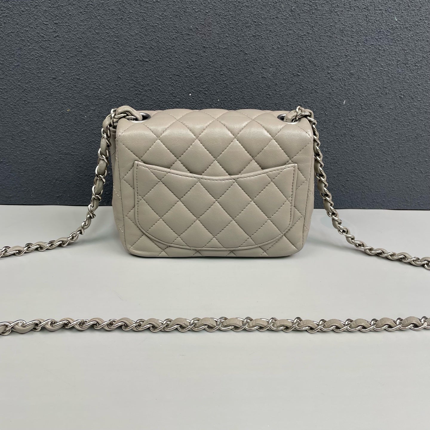 Chanel - Classic Flap Mini (Rectangular) - Lambskin leather - Grey - (mini)