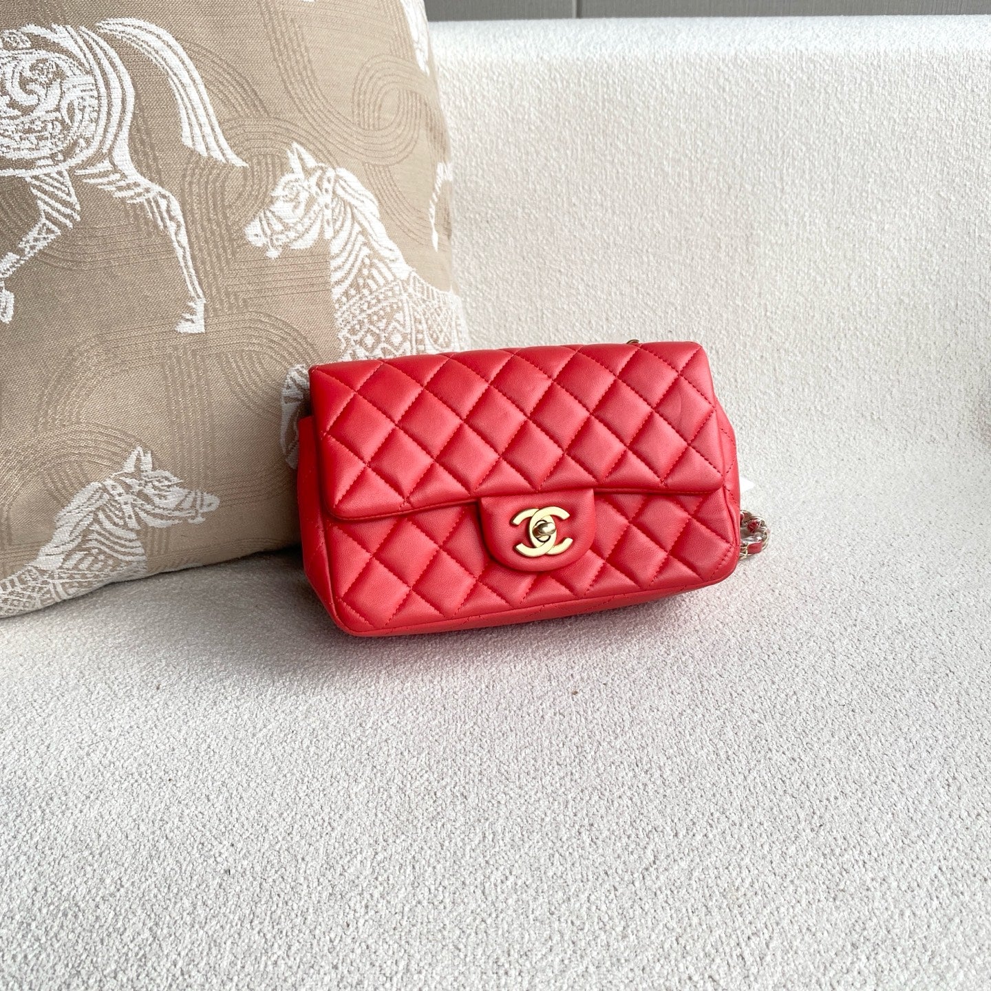 Chanel - Classic Flap Mini (Rectangular) - Lambskin leather - Red - (mini)