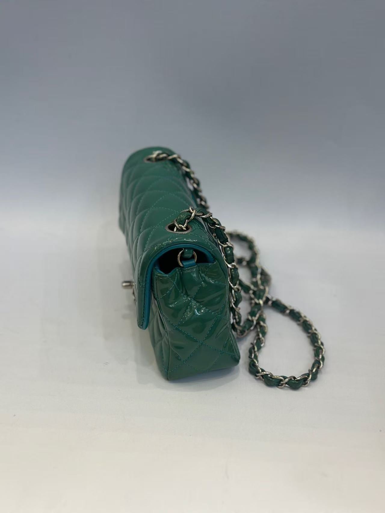 Chanel - Classic Flap Mini (Rectangular) - Patent leather - Green - (mini)