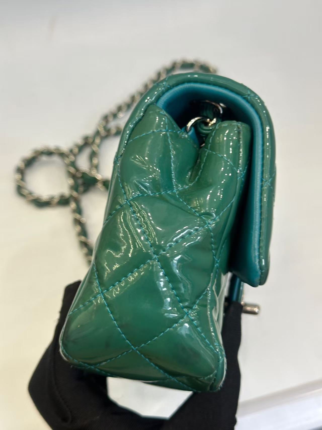 Chanel - Classic Flap Mini (Rectangular) - Patent leather - Green - (mini)