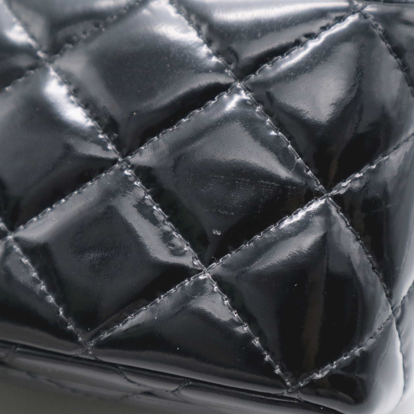 Chanel - Classic Flap Mini Square - Leather - Black - (mini)