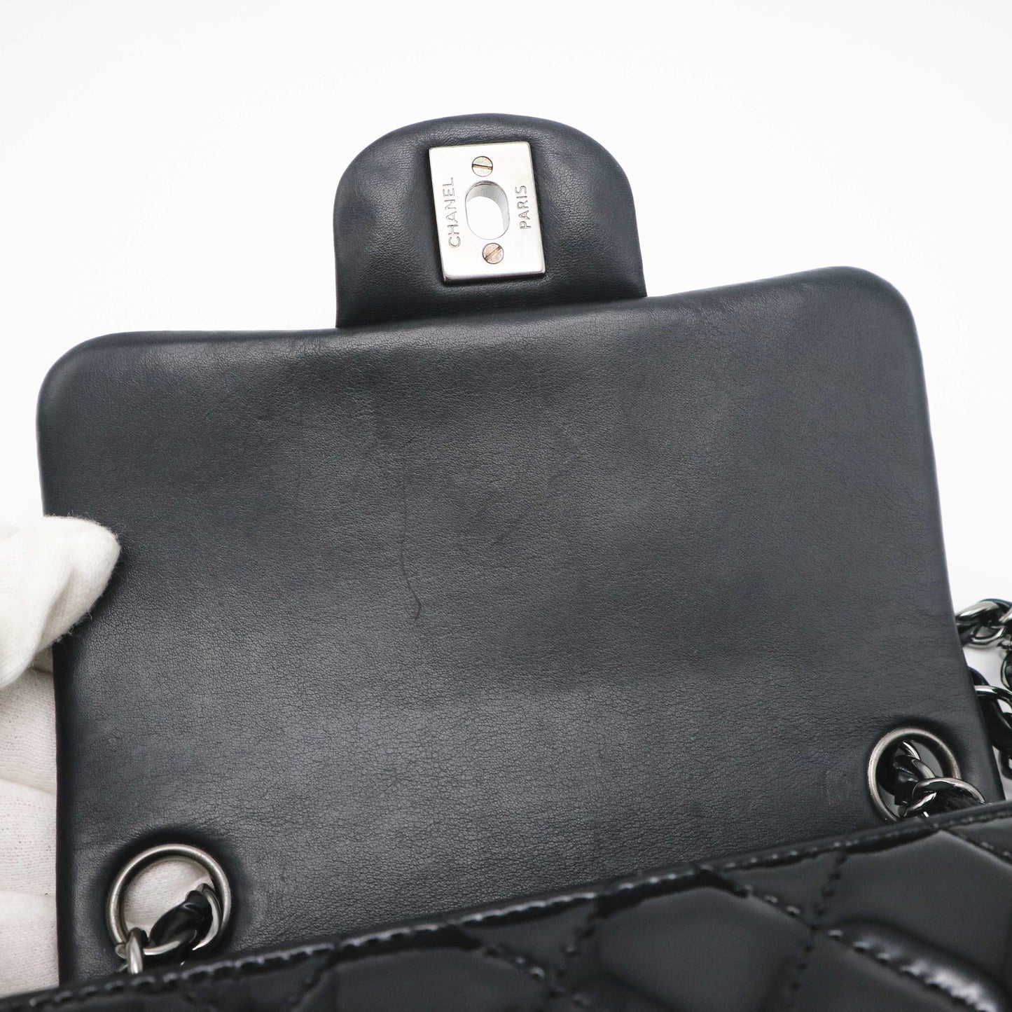 Chanel - Classic Flap Mini Square - Leather - Black - (mini)