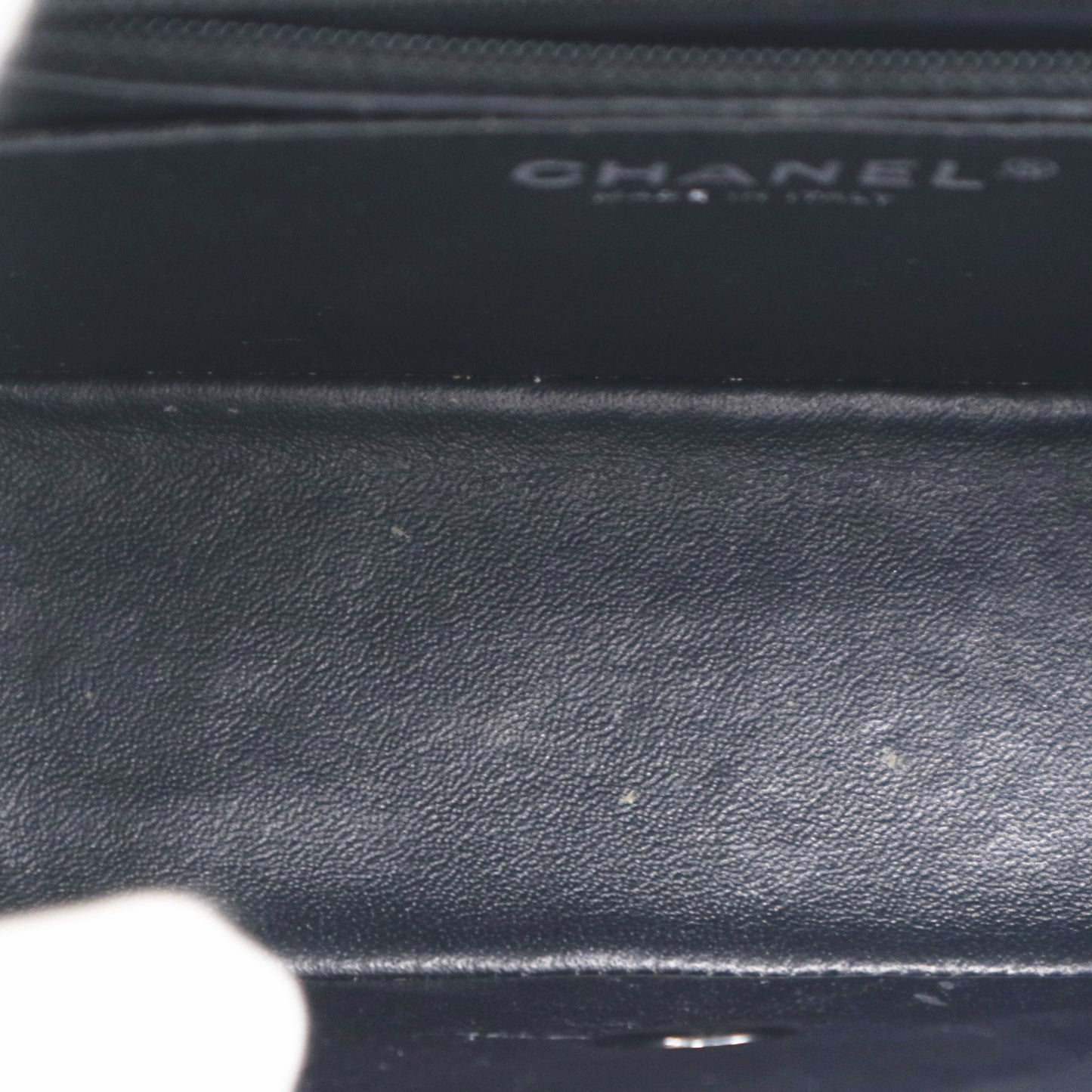 Chanel - Classic Flap Mini Square - Leather - Black - (mini)