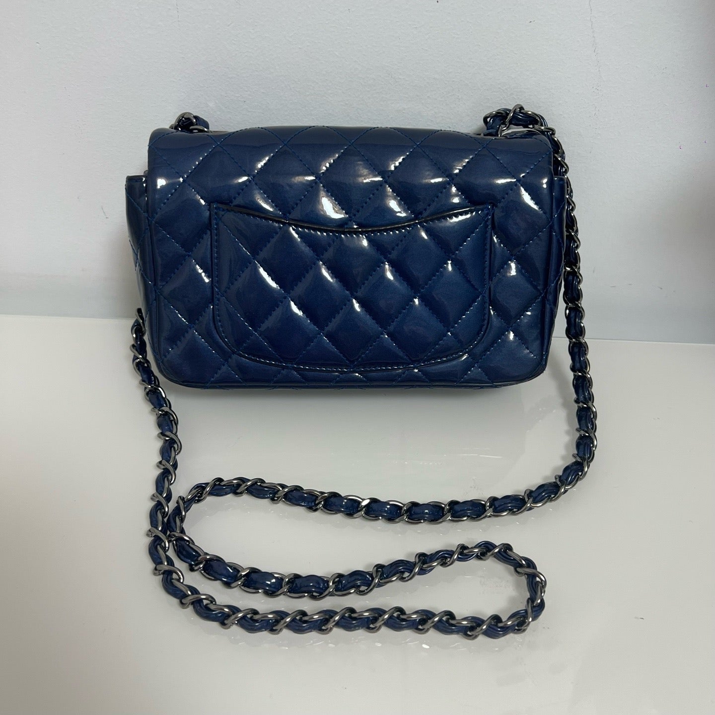 Chanel - Classic Flap - Patent leather - Blue - (mini)