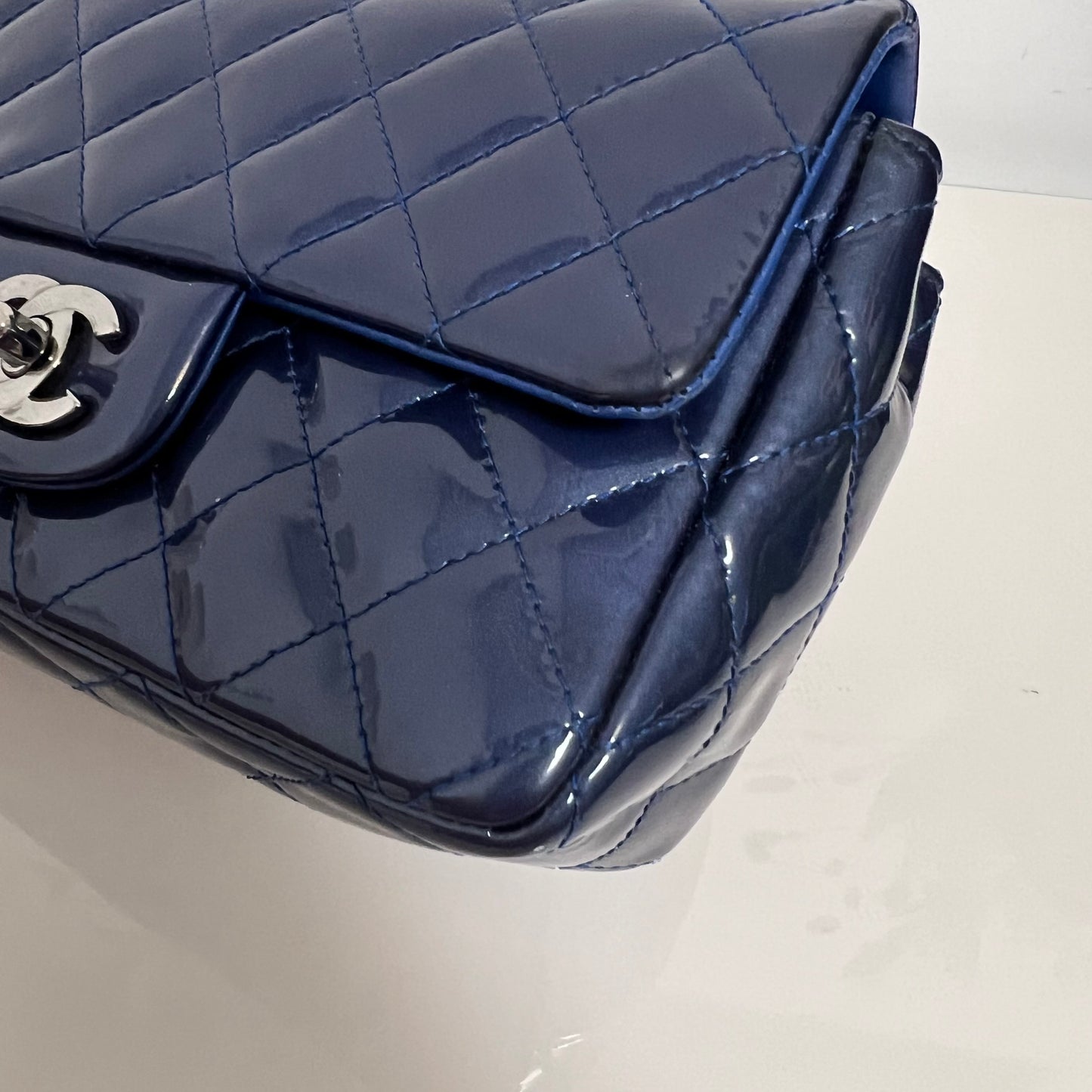 Chanel - Classic Flap - Patent leather - Blue - (mini)