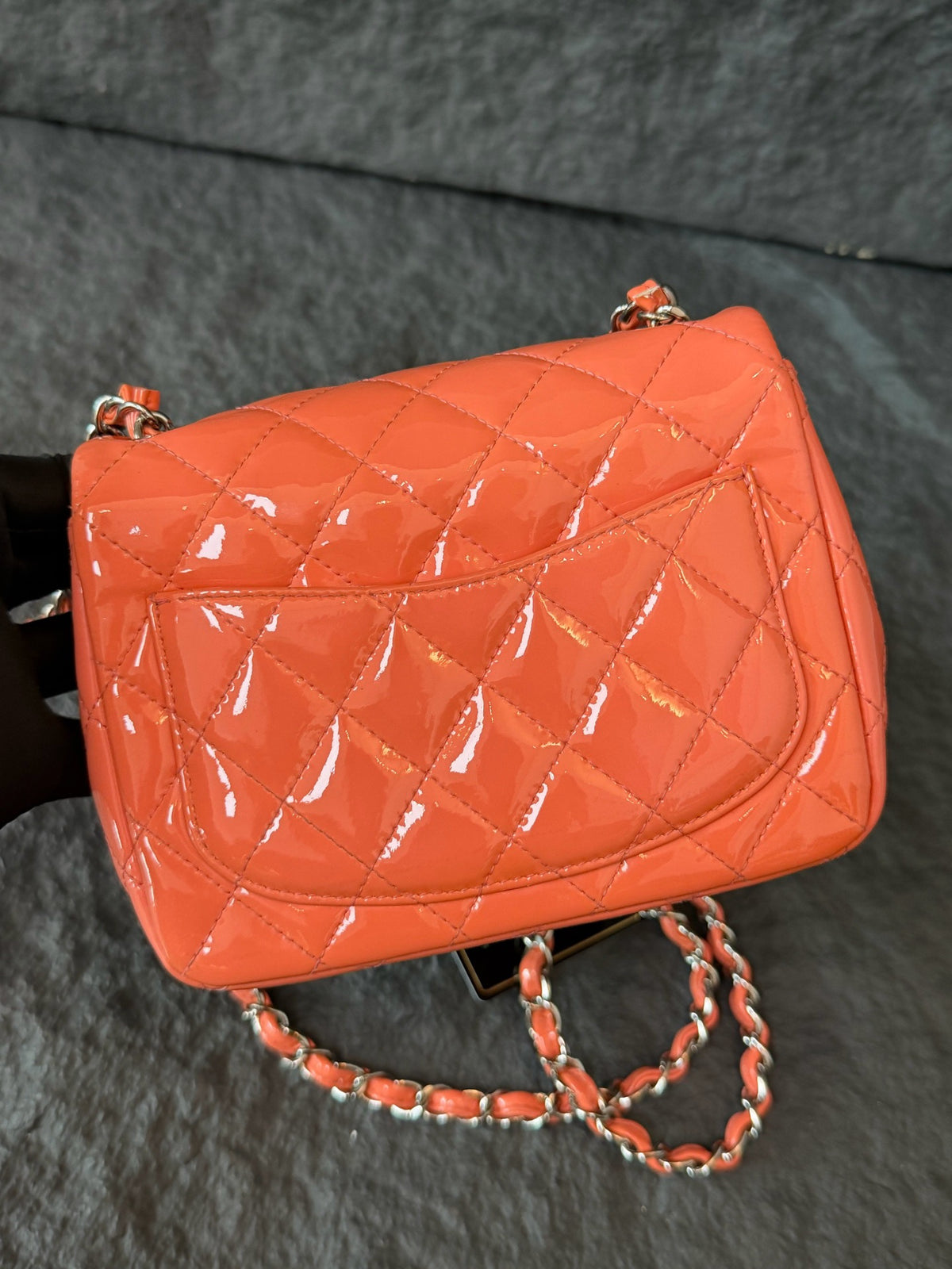Chanel - Classic Flap - Patent leather - Orange - (mini)