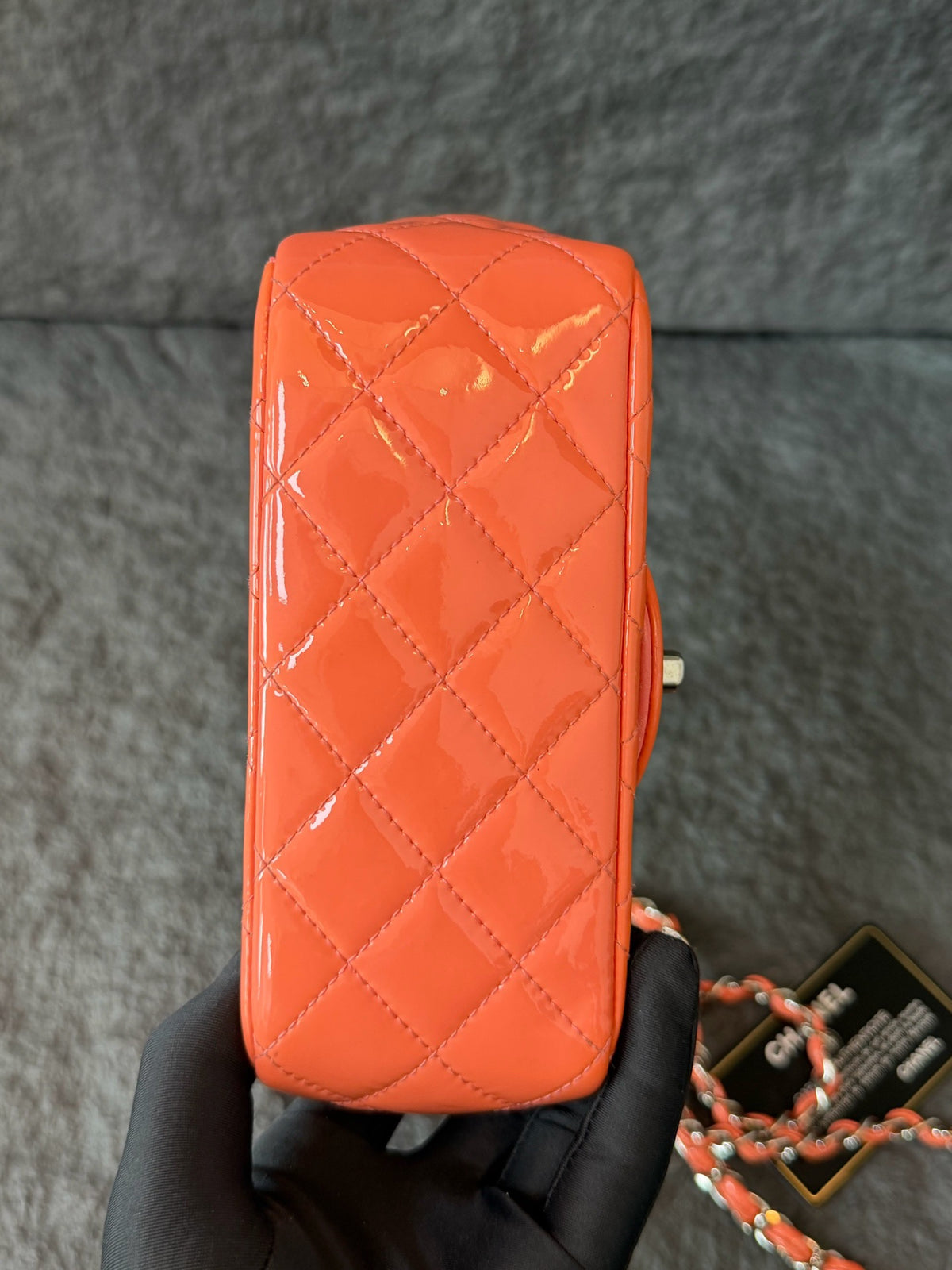 Chanel - Classic Flap - Patent leather - Orange - (mini)