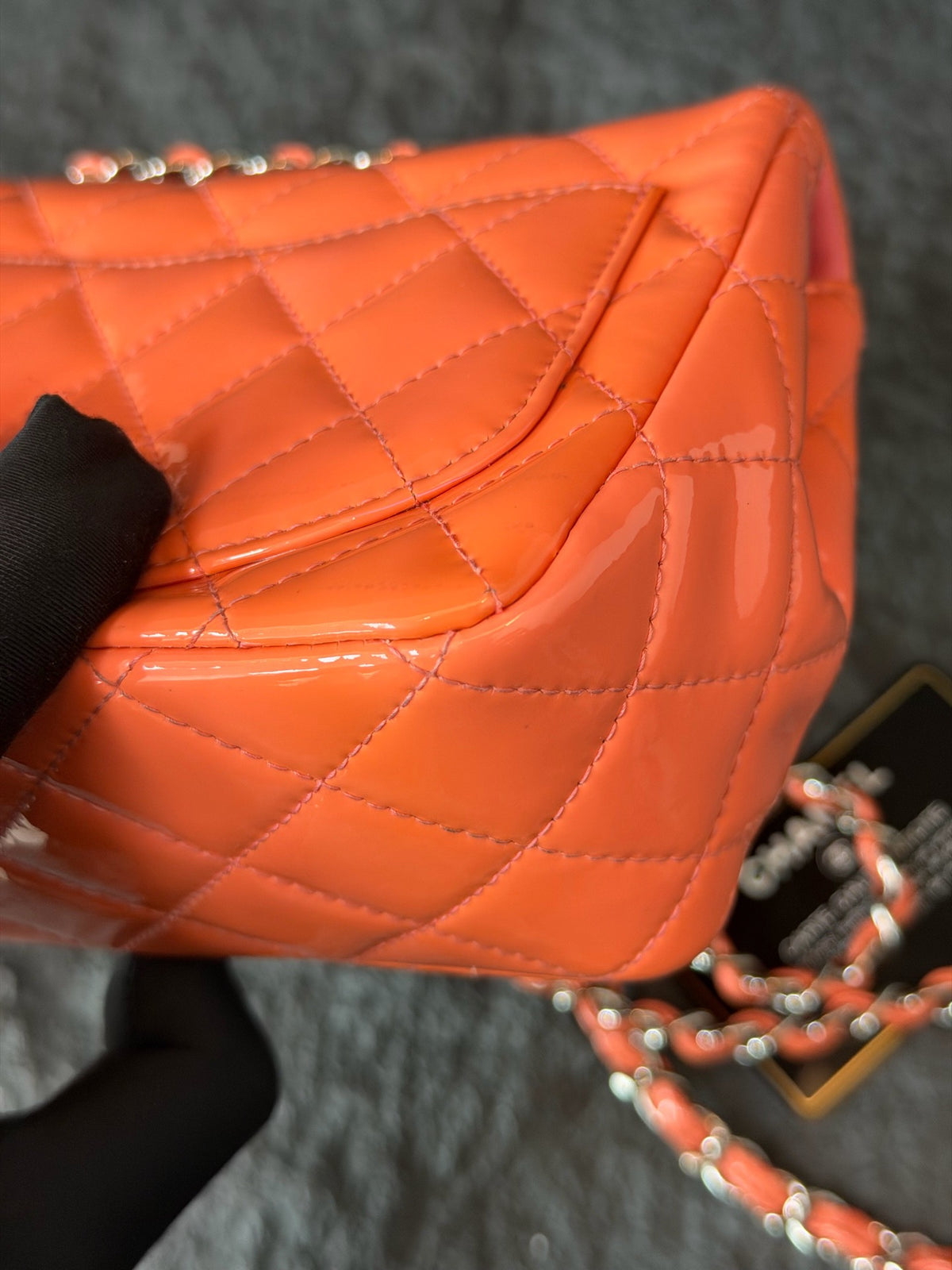 Chanel - Classic Flap - Patent leather - Orange - (mini)
