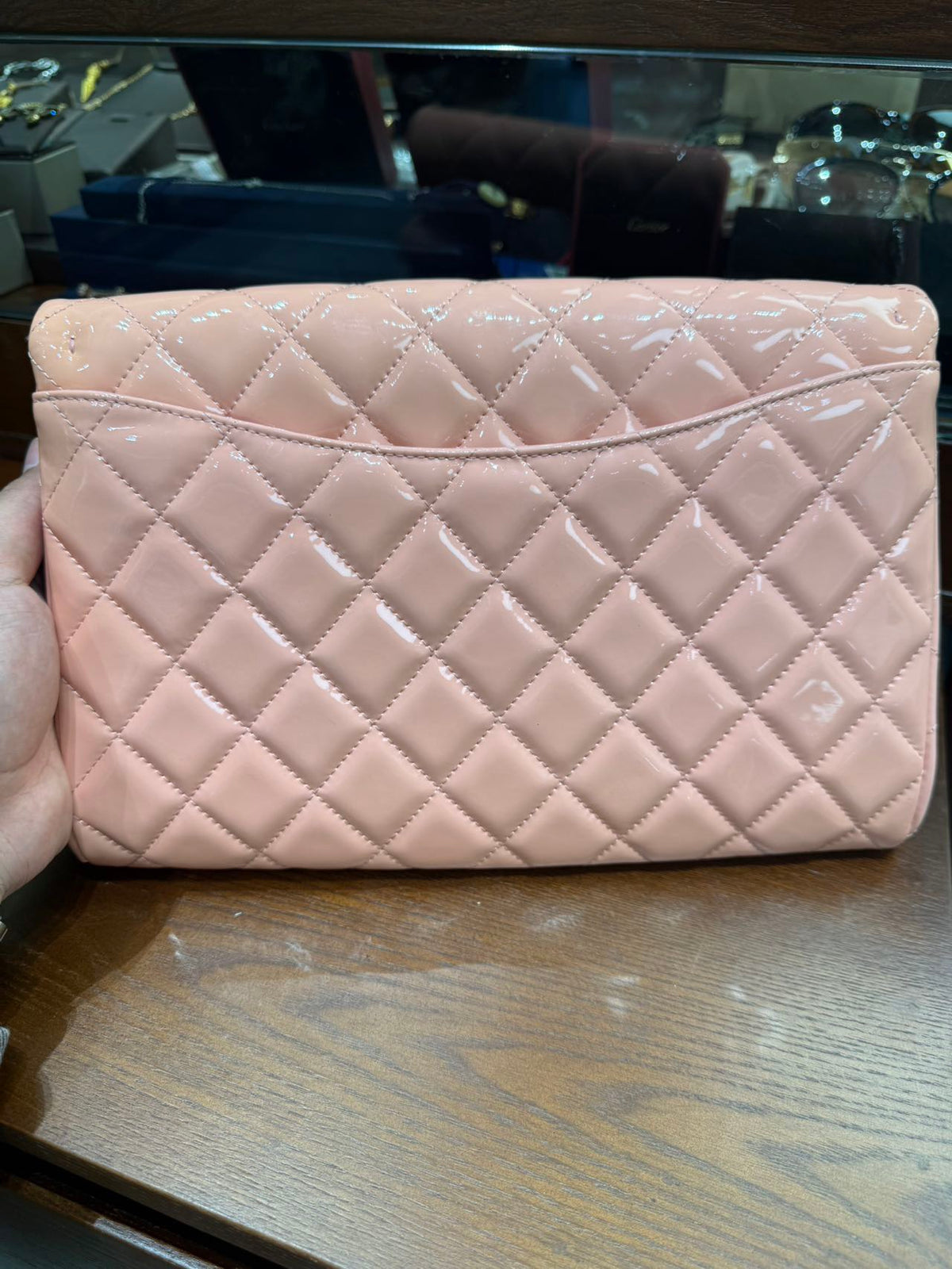 Chanel - Classic Flap - Patent leather - Pink