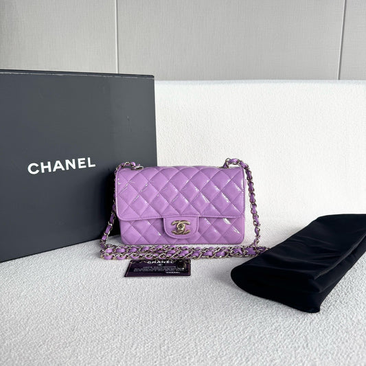 Chanel - Classic Flap - Patent leather - Purple - (mini)