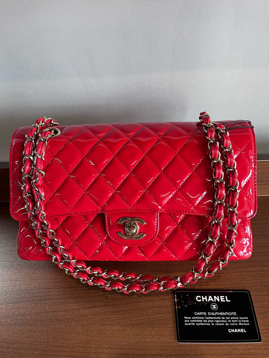 Chanel - Classic Flap - Patent leather - Red - (medium)