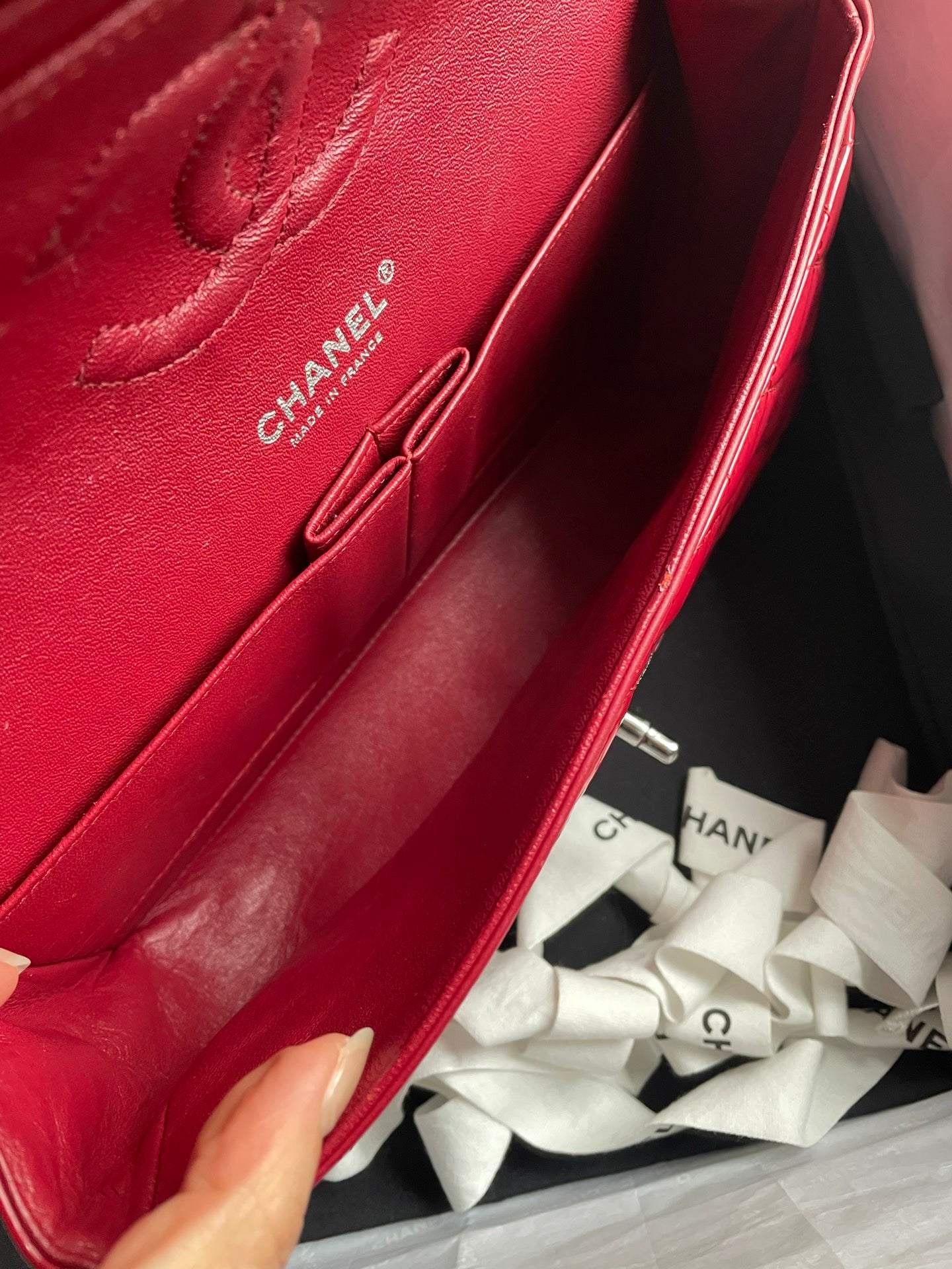 Chanel - Classic Flap - Patent leather - Red - (medium)