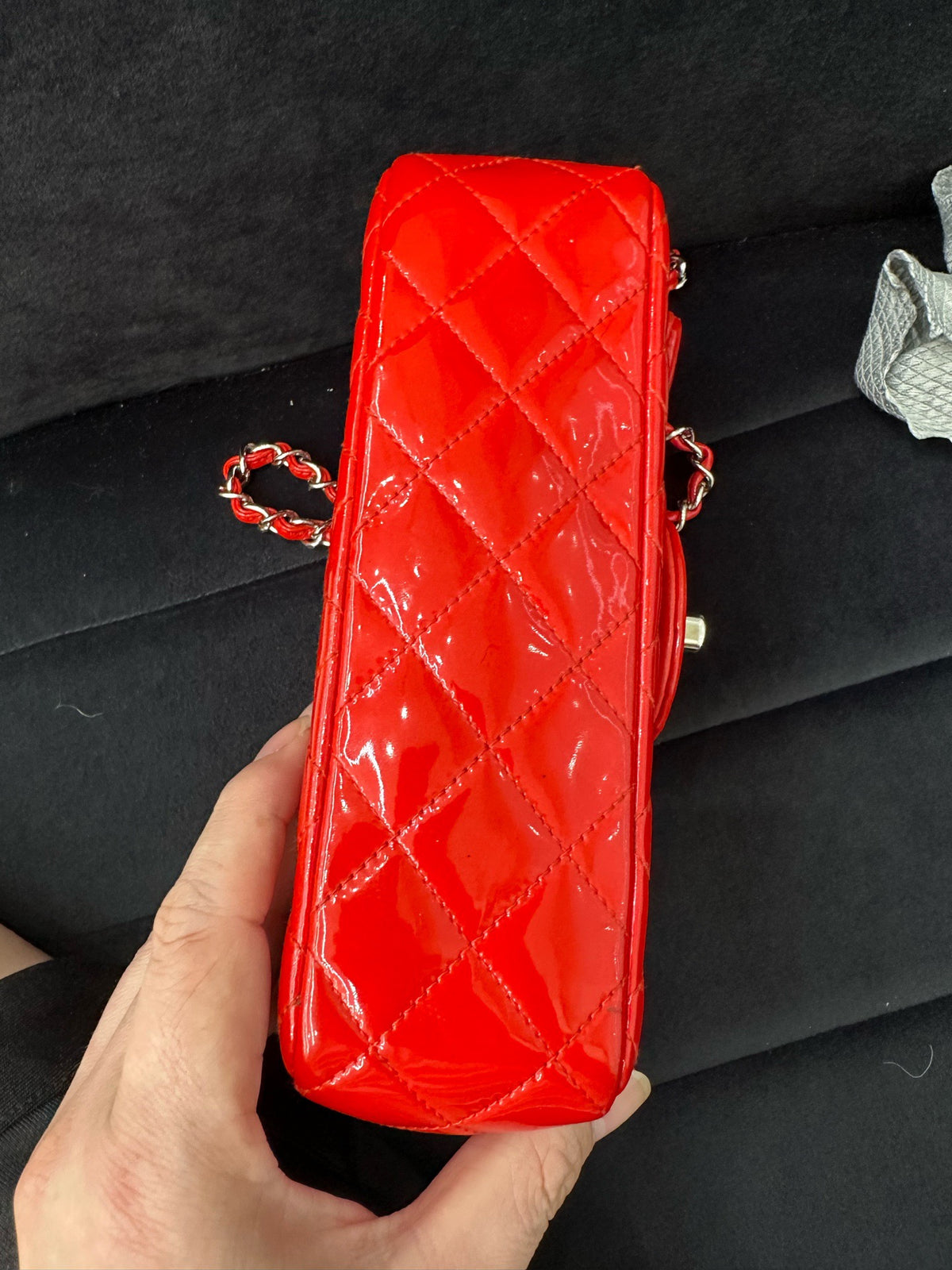 Chanel - Classic Flap - Patent leather - Red - (mini)