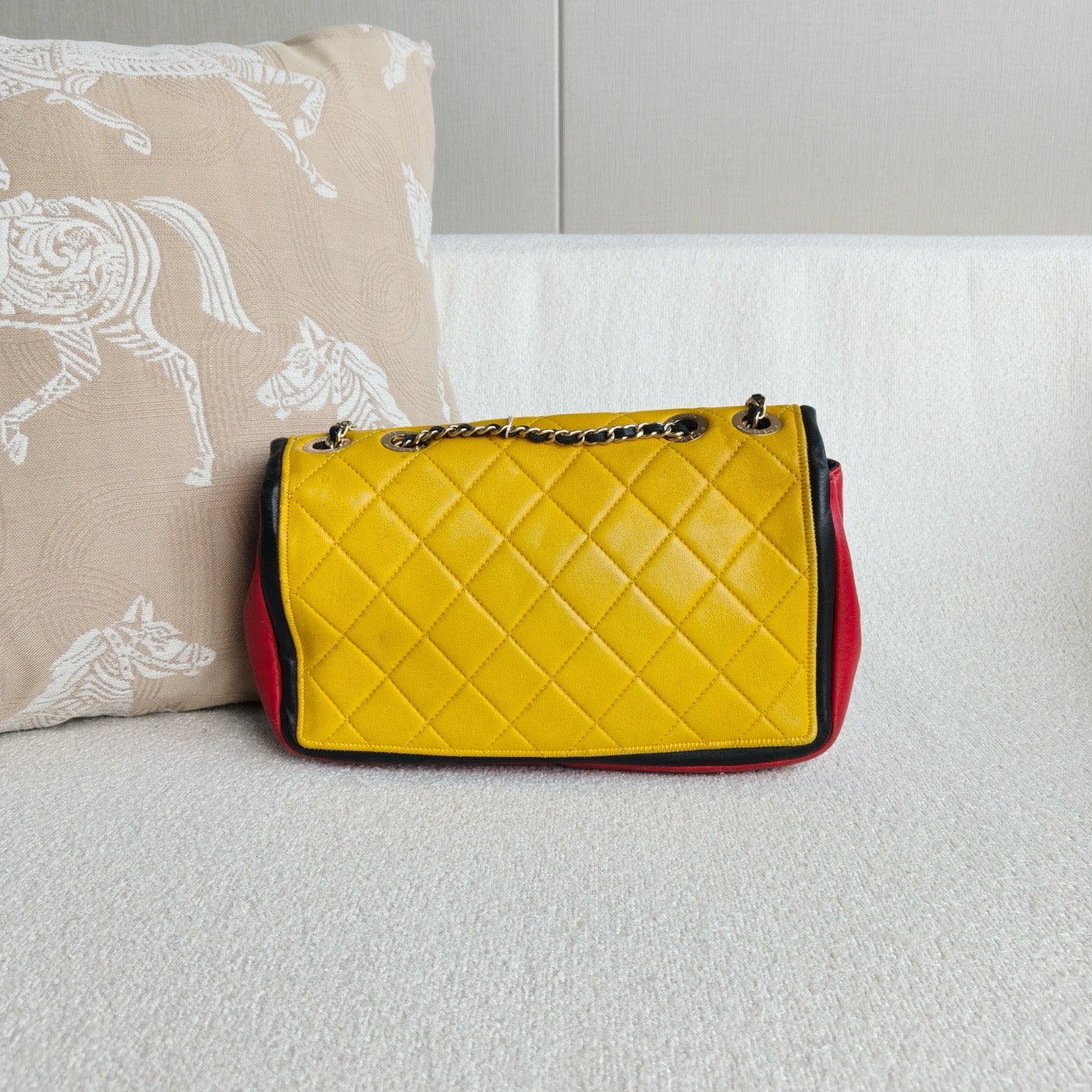 Chanel - Classic Flap Seasonal Color-block Chain Bag - Cowhide leather - Multicolour (Red, Yellow, Blue) - (medium)
