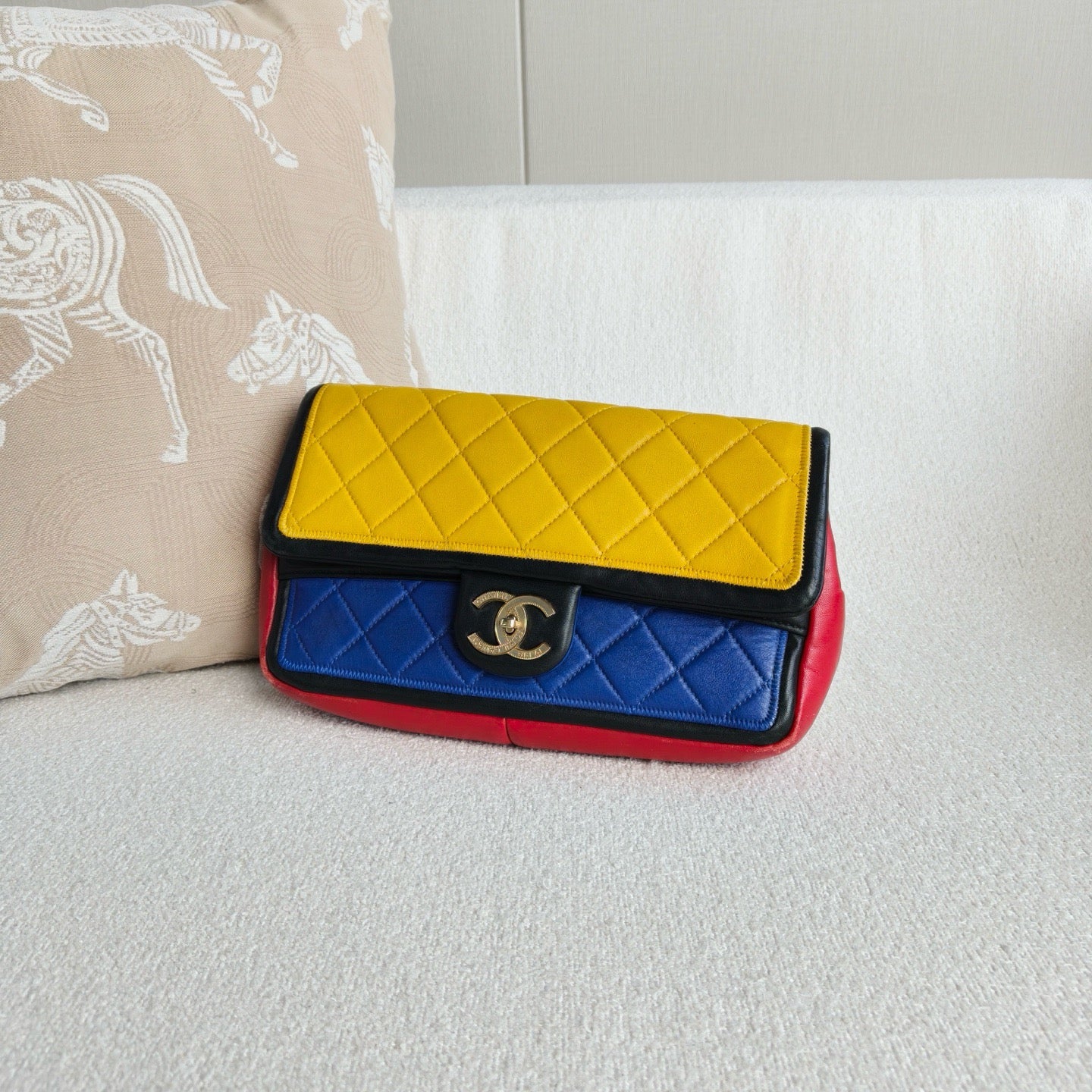 Chanel - Classic Flap Seasonal Color-block Chain Bag - Cowhide leather - Multicolour (Red, Yellow, Blue) - (medium)