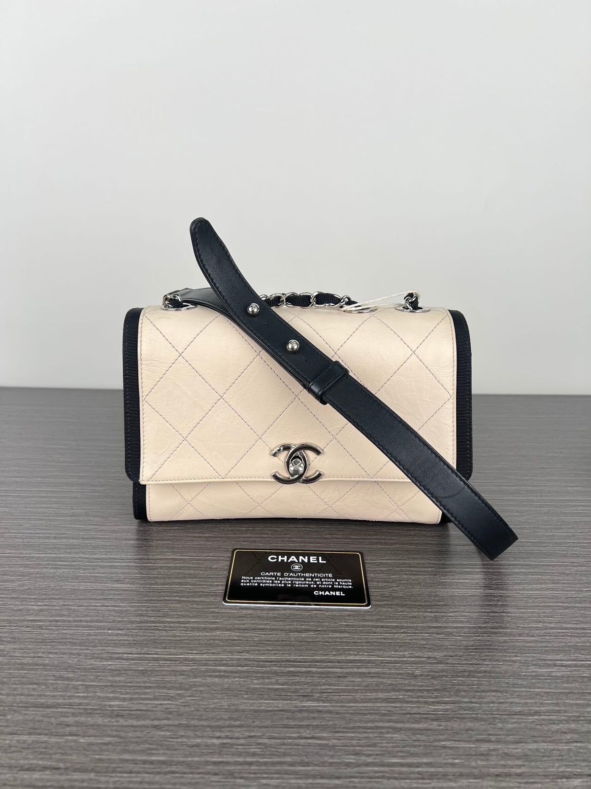 Chanel - Classic Flap Small - Leather - Multicolour - (small)