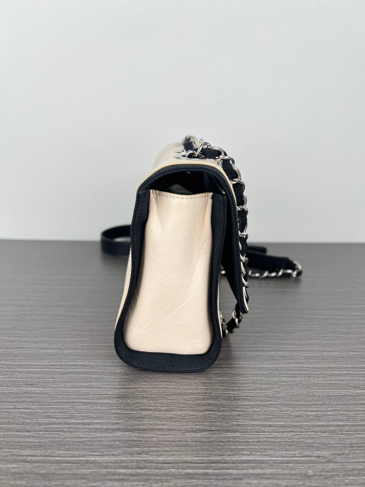 Chanel - Classic Flap Small - Leather - Multicolour - (small)