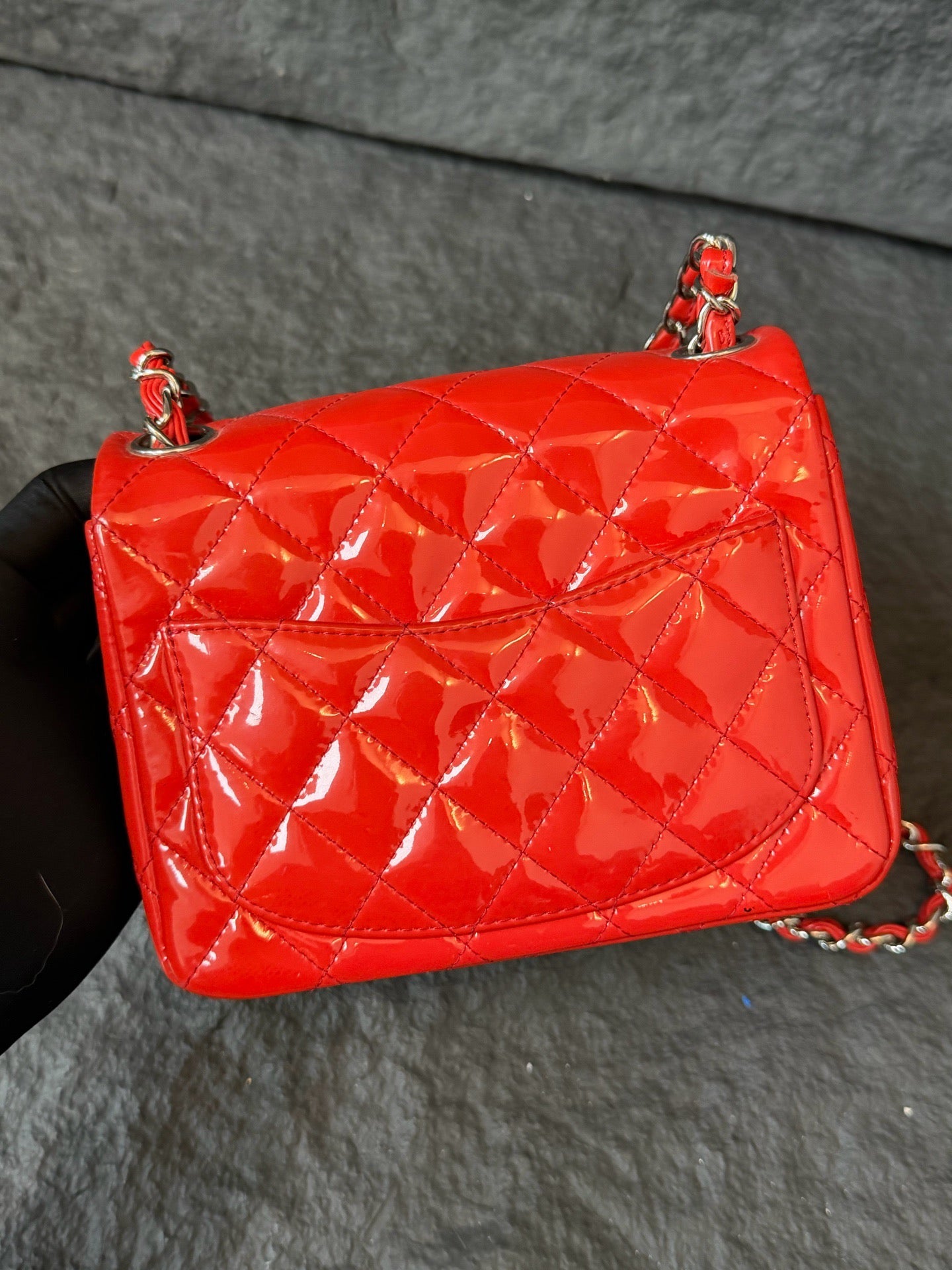 Chanel - Classic Flap Square Mini - Patent leather - Pink - (mini)