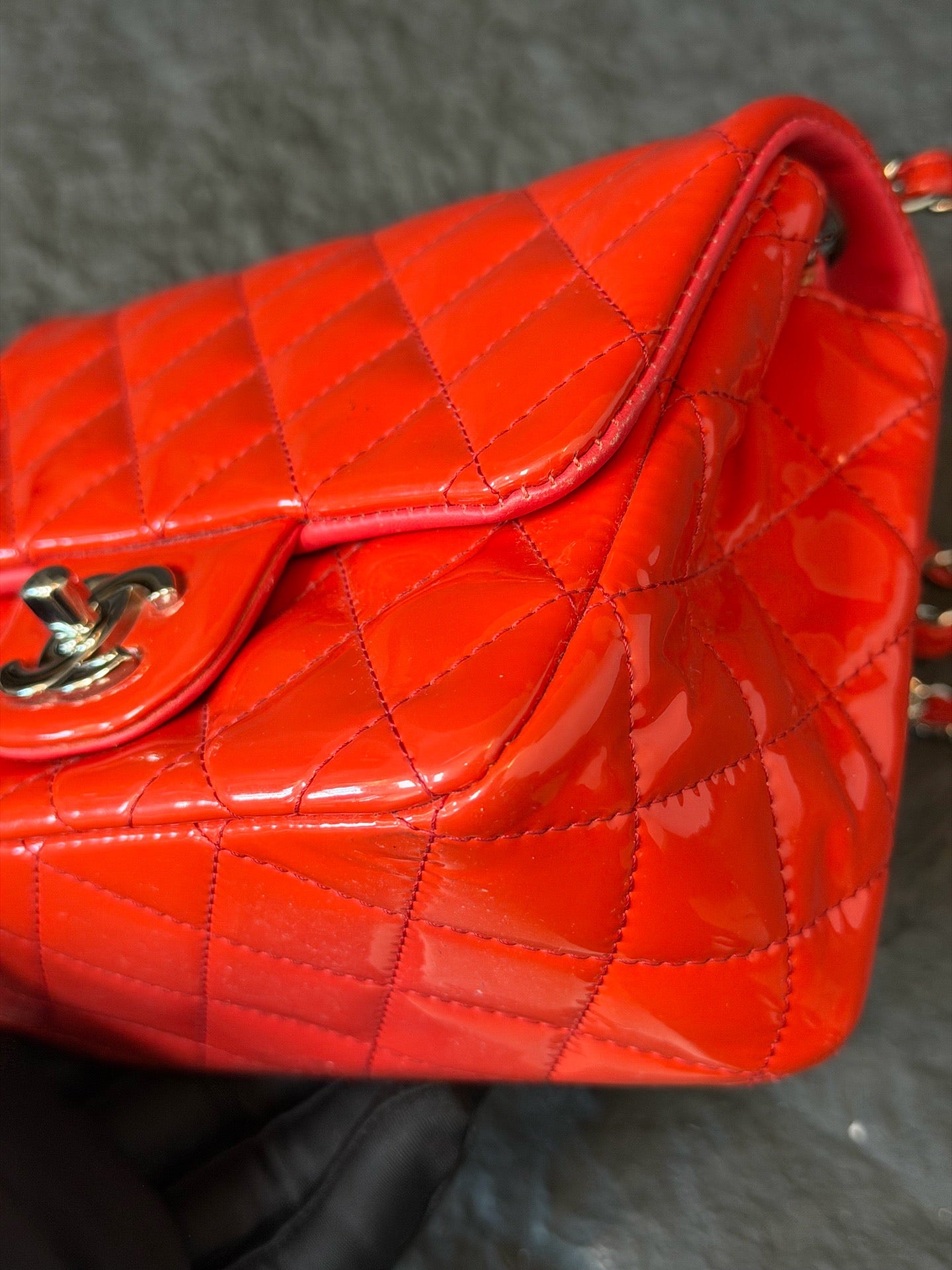 Chanel - Classic Flap Square Mini - Patent leather - Pink - (mini)