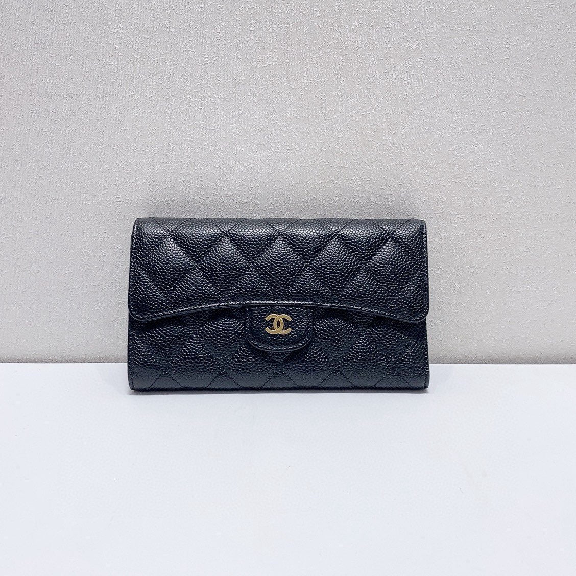 Chanel - Classic Flap Trifold Wallet - Grained calfskin leather - Black with Gold-Tone Hardware - (Small)
