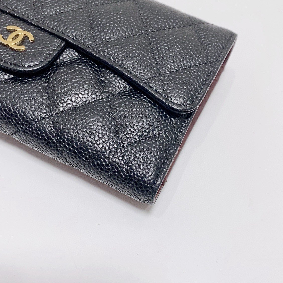 Chanel - Classic Flap Trifold Wallet - Grained calfskin leather - Black with Gold-Tone Hardware - (Small)