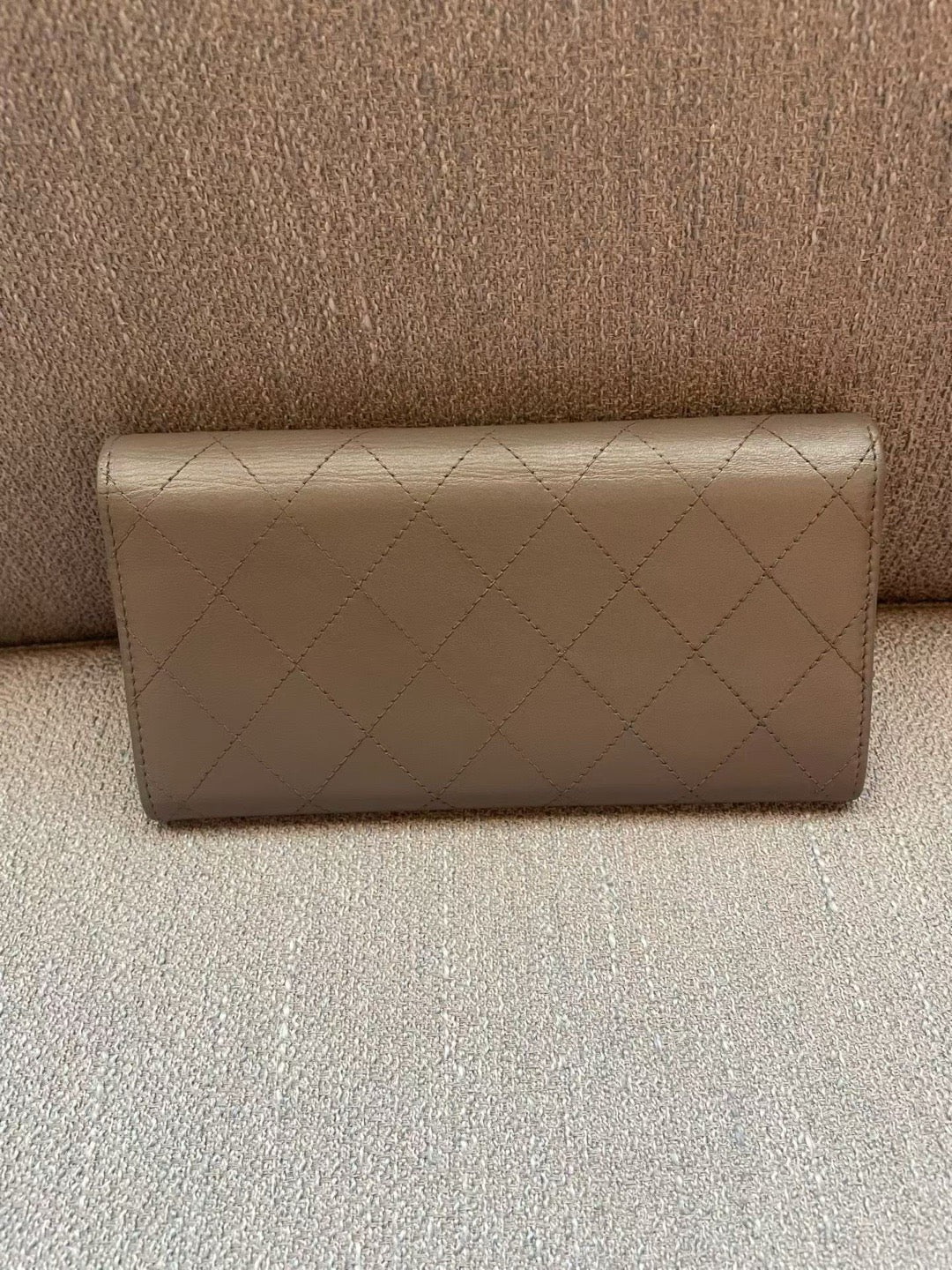 Chanel - Classic Flap Wallet - Leather - Grey - (Medium)