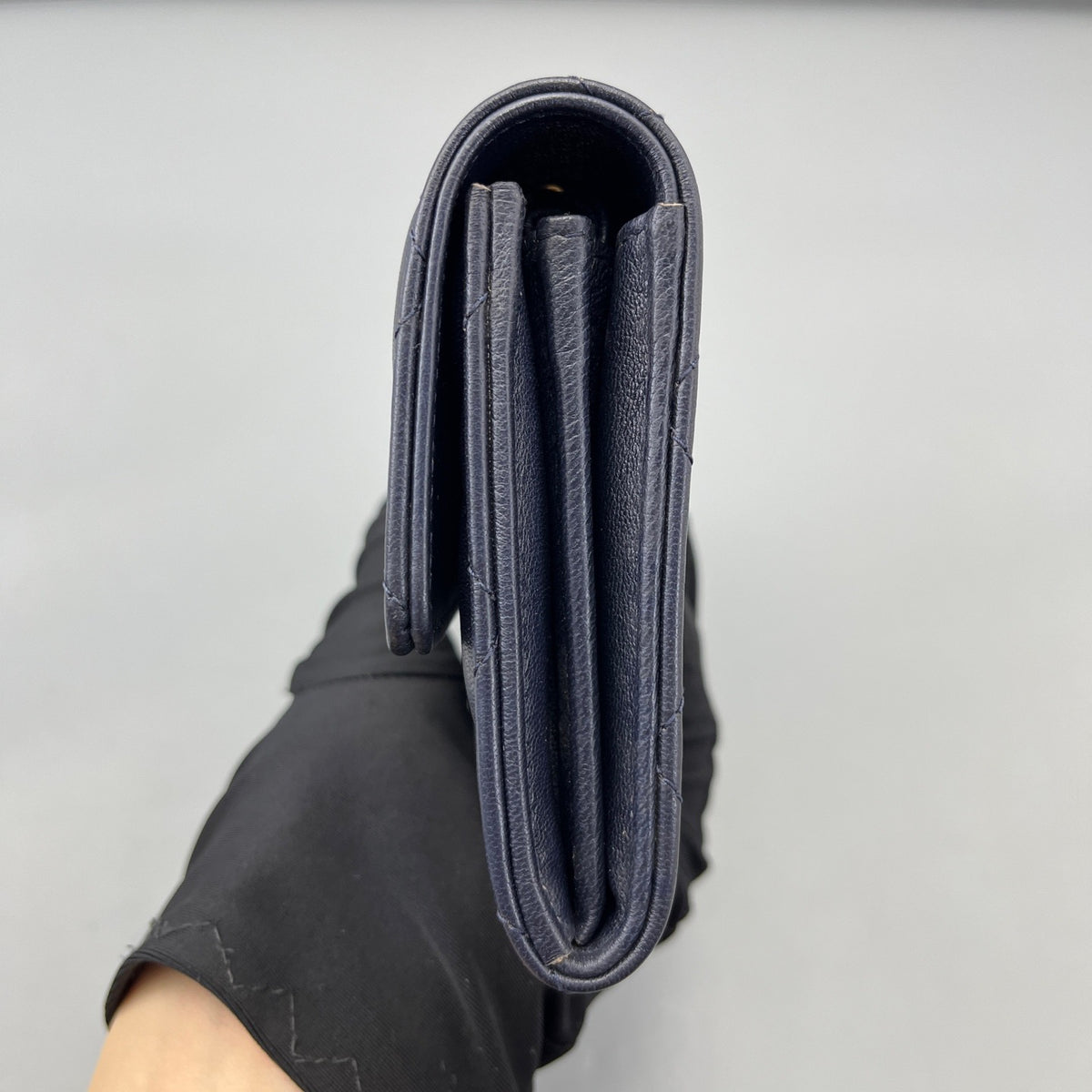 Chanel - Classic Flap Wallet - Leather - Navy