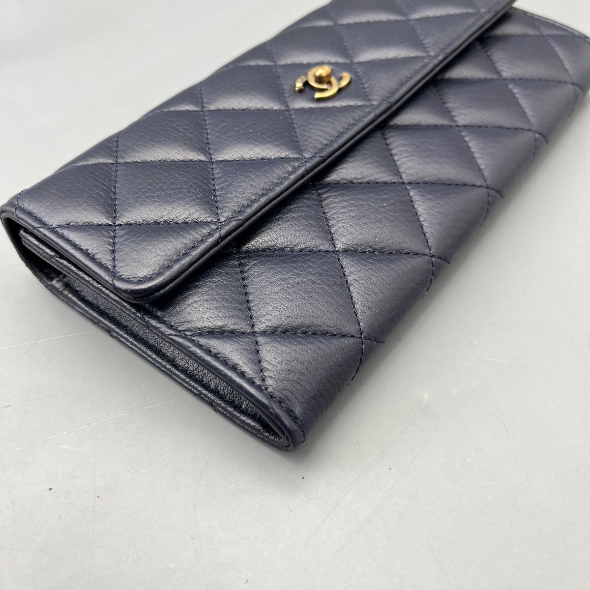 Chanel - Classic Flap Wallet - Leather - Navy