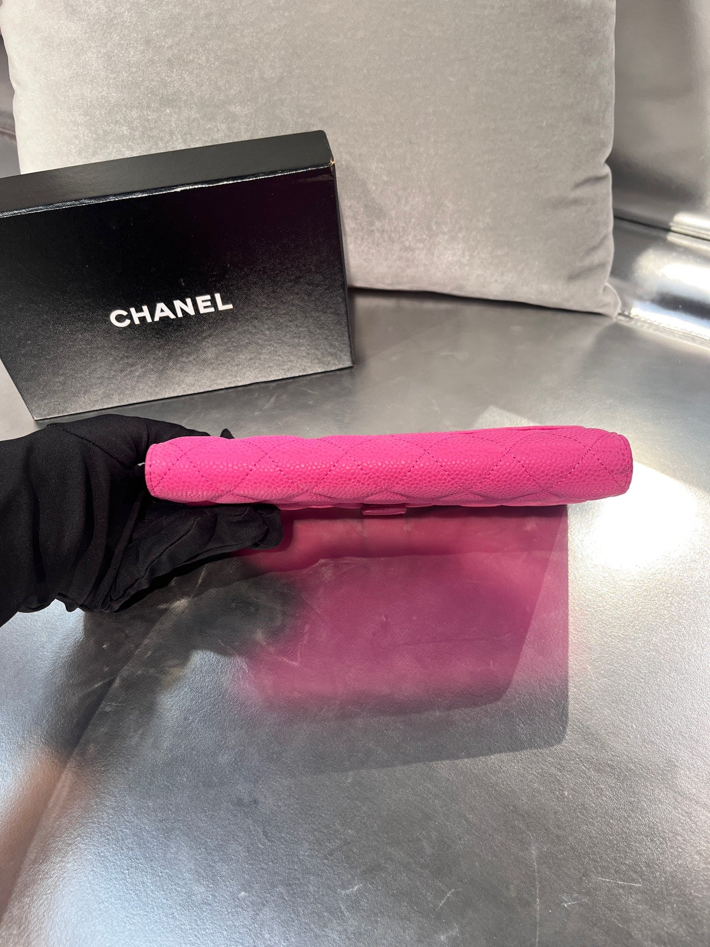Chanel - Classic Flap Wallet - Leather - Pink
