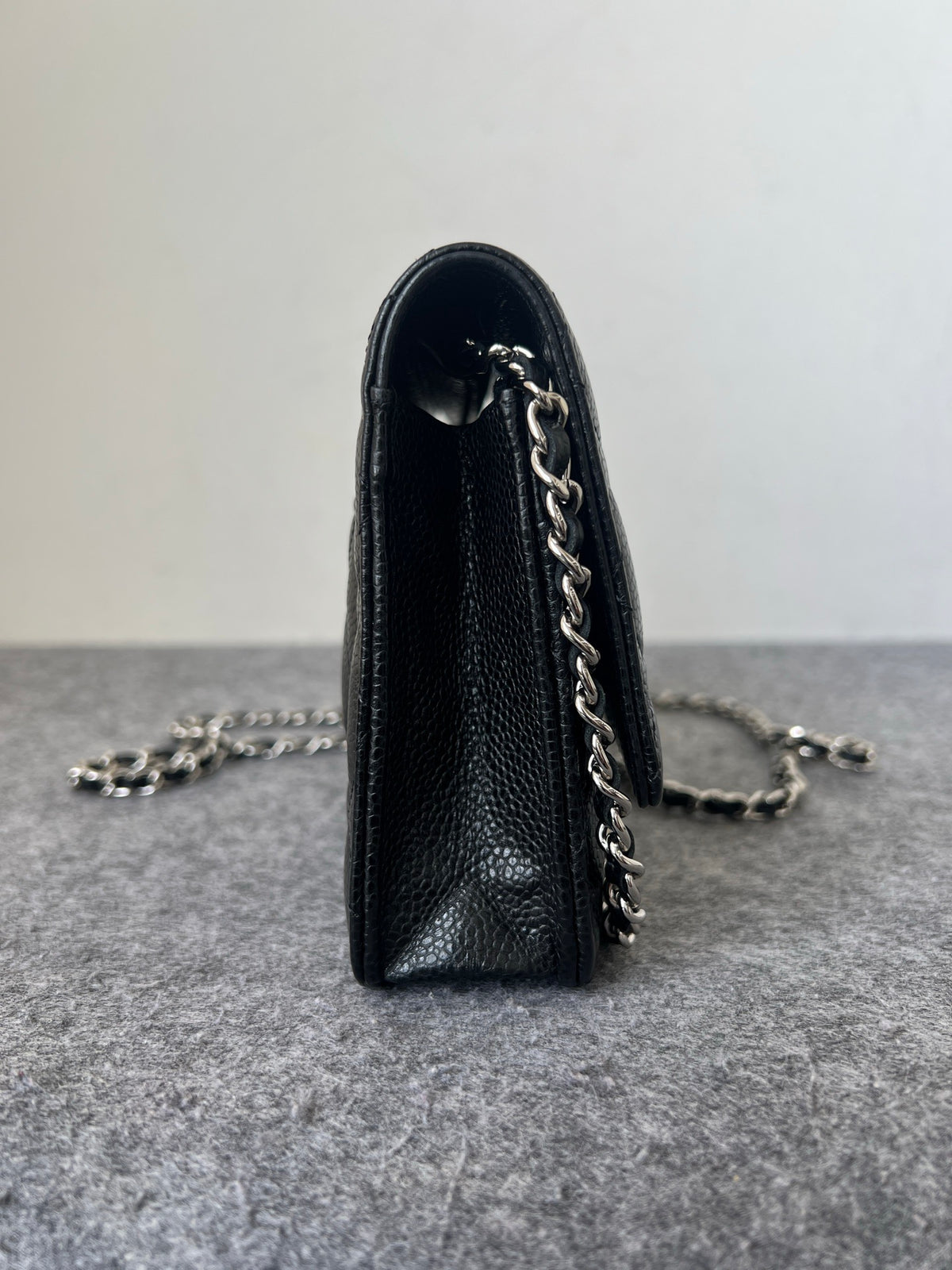 Chanel - Classic Flap Wallet on Chain - Leather - Black - (mini)