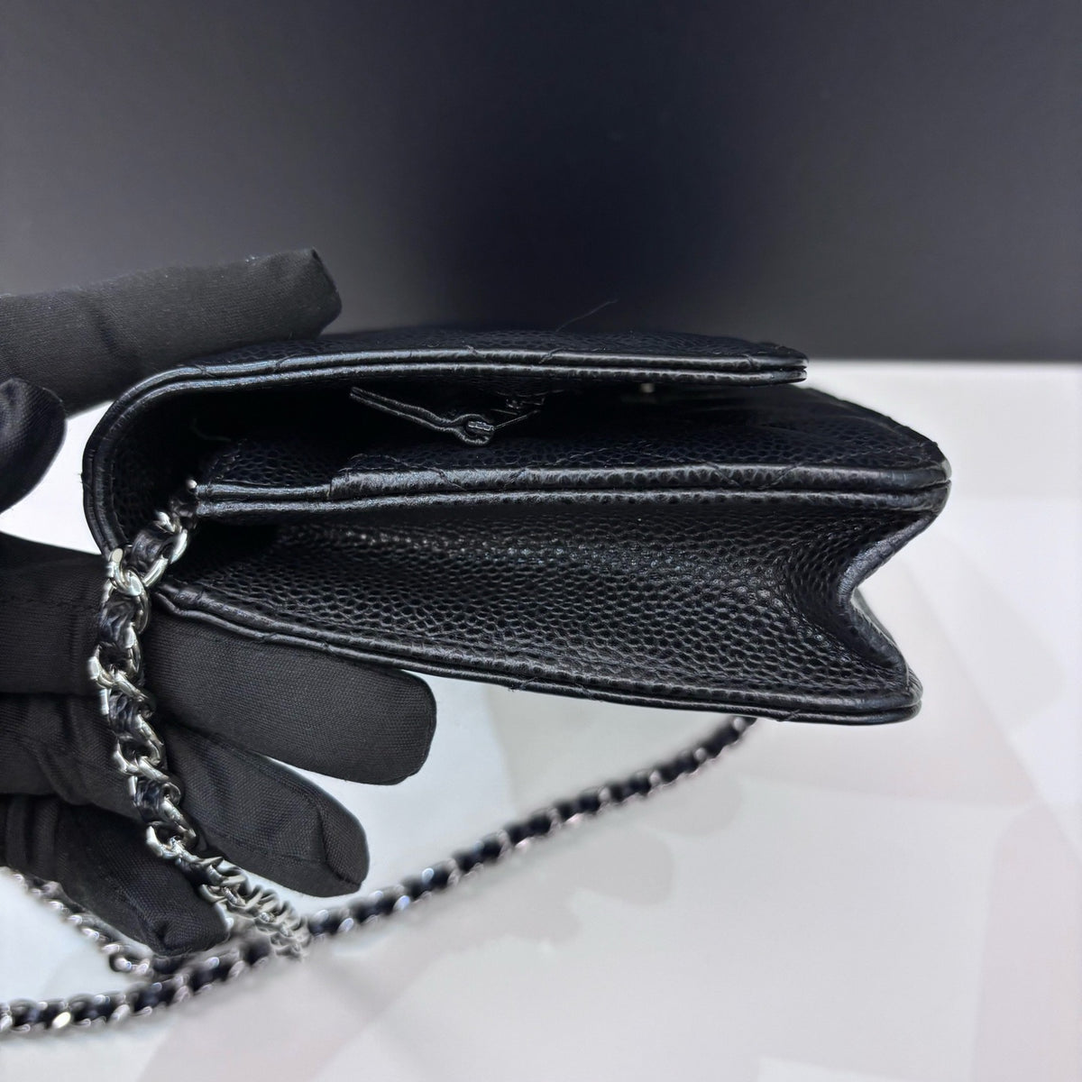 Chanel - Classic Flap Wallet on Chain - Leather - Black - (mini)