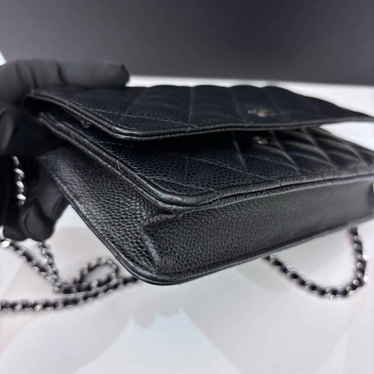 Chanel - Classic Flap Wallet on Chain - Leather - Black - (mini)
