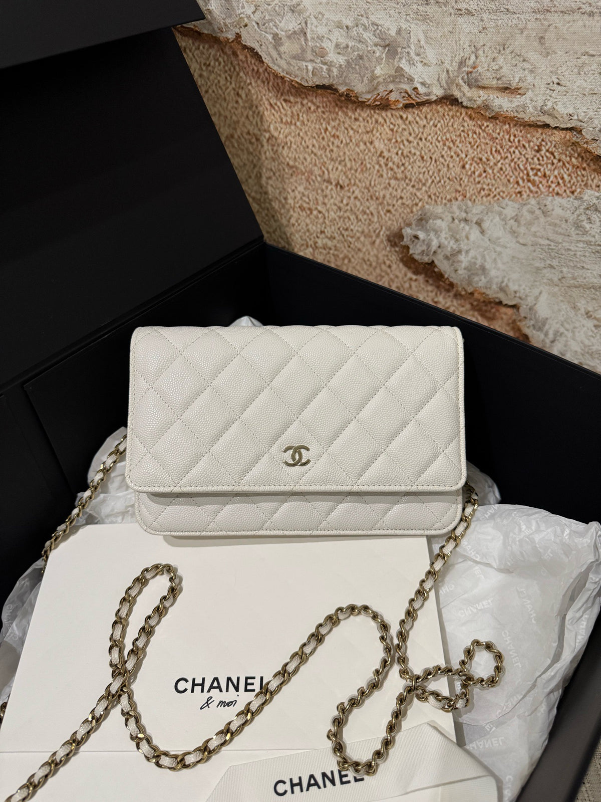 Chanel - Classic Flap Wallet on Chain - Leather - White - (small)